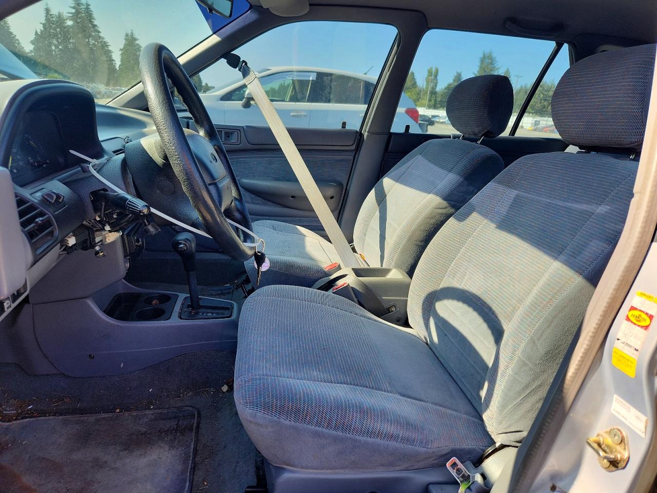 1994 Ford Escort Lx Серебряный vin: 3FARP15J3RR149936