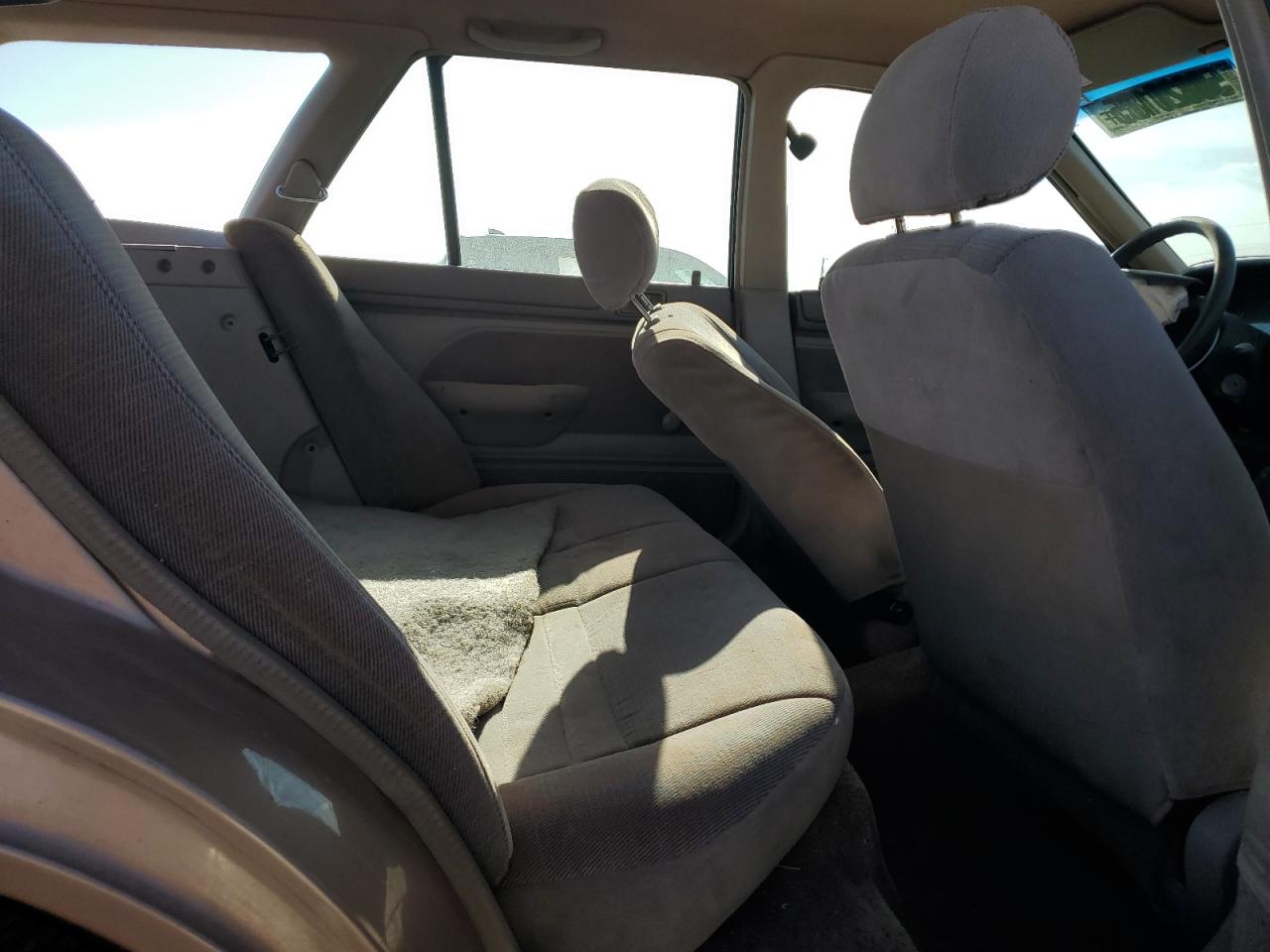 1994 Ford Escort Lx Желто-коричневый vin: 3FARP15J6RR162793