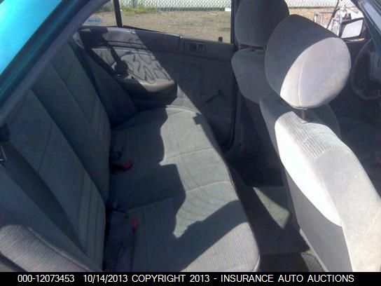 1995 Ford Escort Lx 4-door vin: 3FASP13J1SR212266