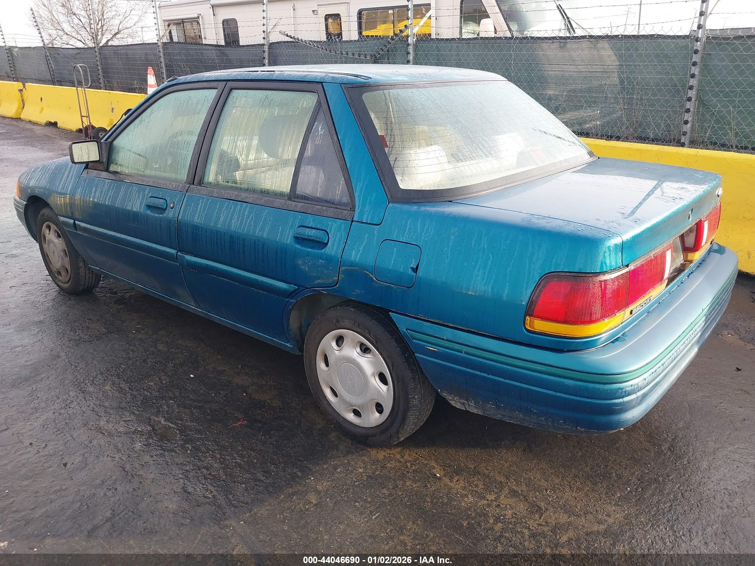 1995 Ford Escort Lx/sport Green vin: 3FASP13J9SR113730