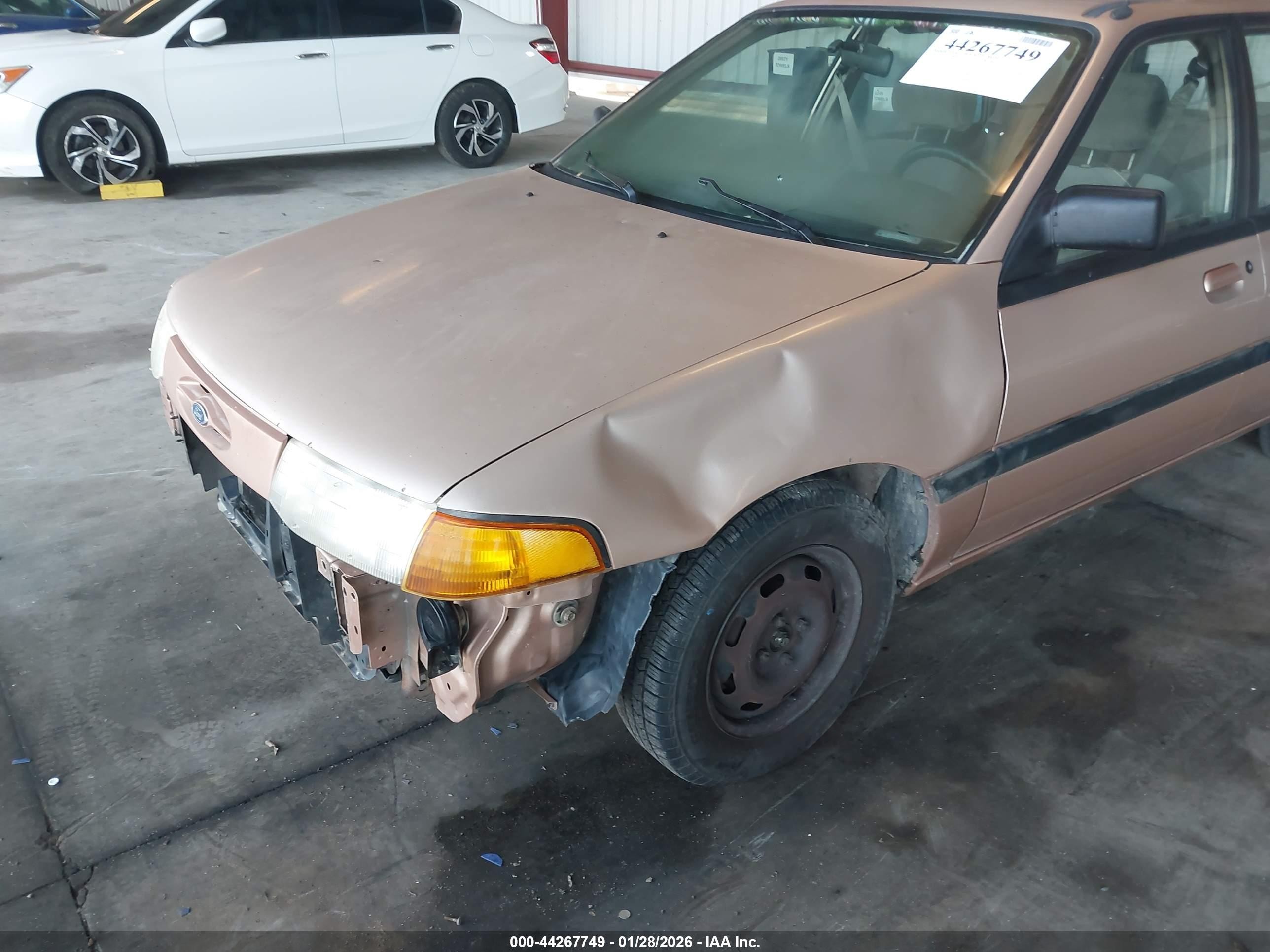 1995 Ford Escort Lx/sport Желто-коричневый vin: 3FASP15J2SR191439