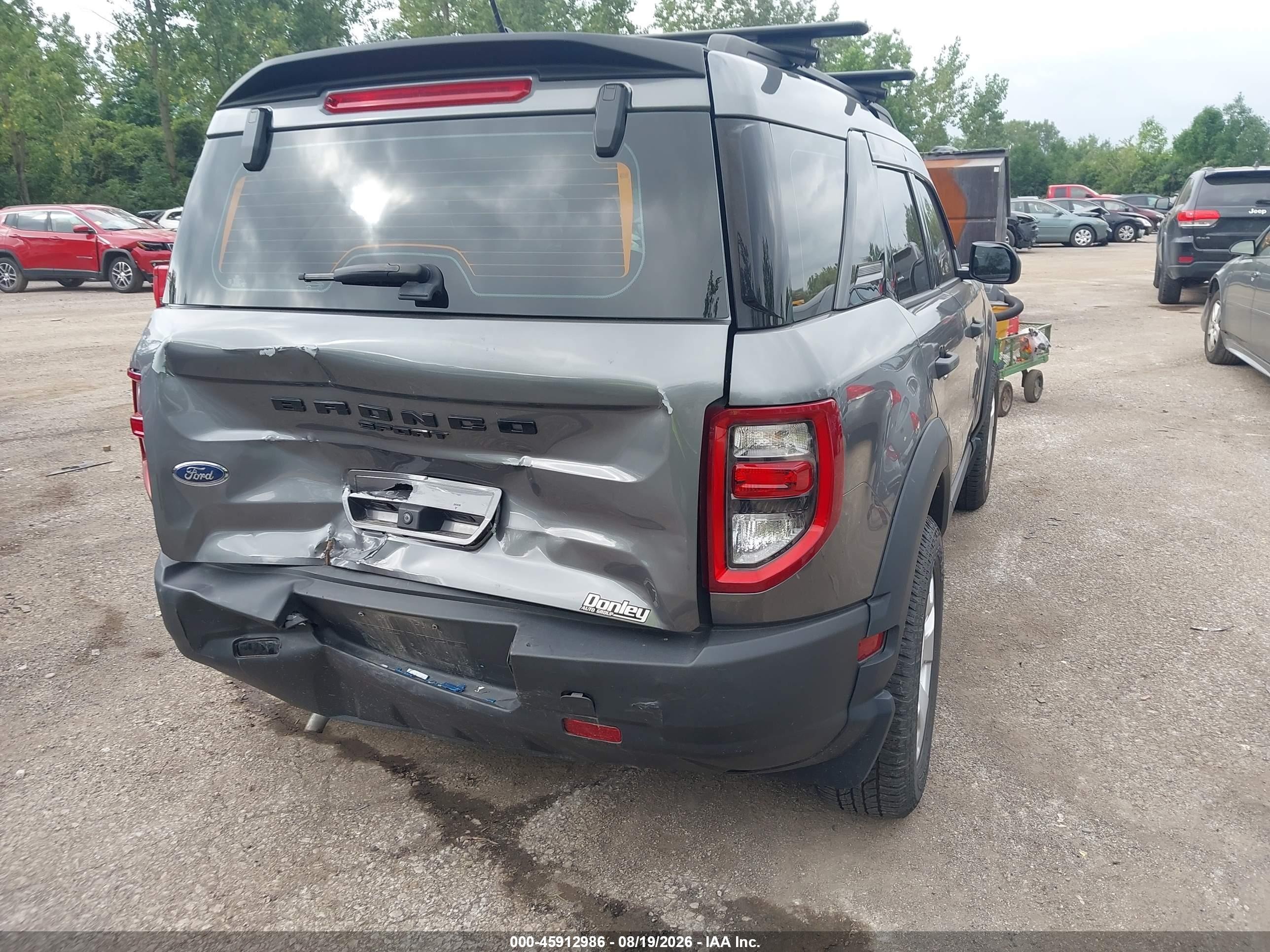 2021 Ford Bronco Sport   Серый vin: 3FMCR9A62MRA09262