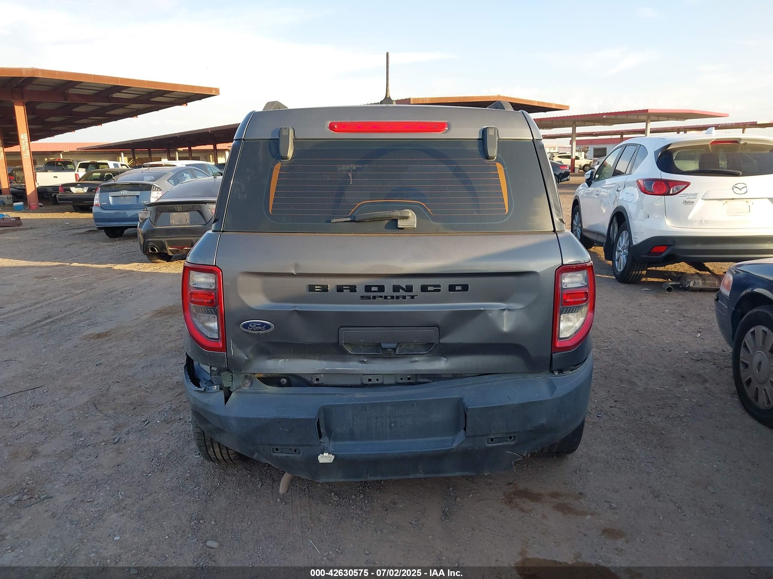 2021 Ford Bronco Sport   Gray vin: 3FMCR9A68MRB03212