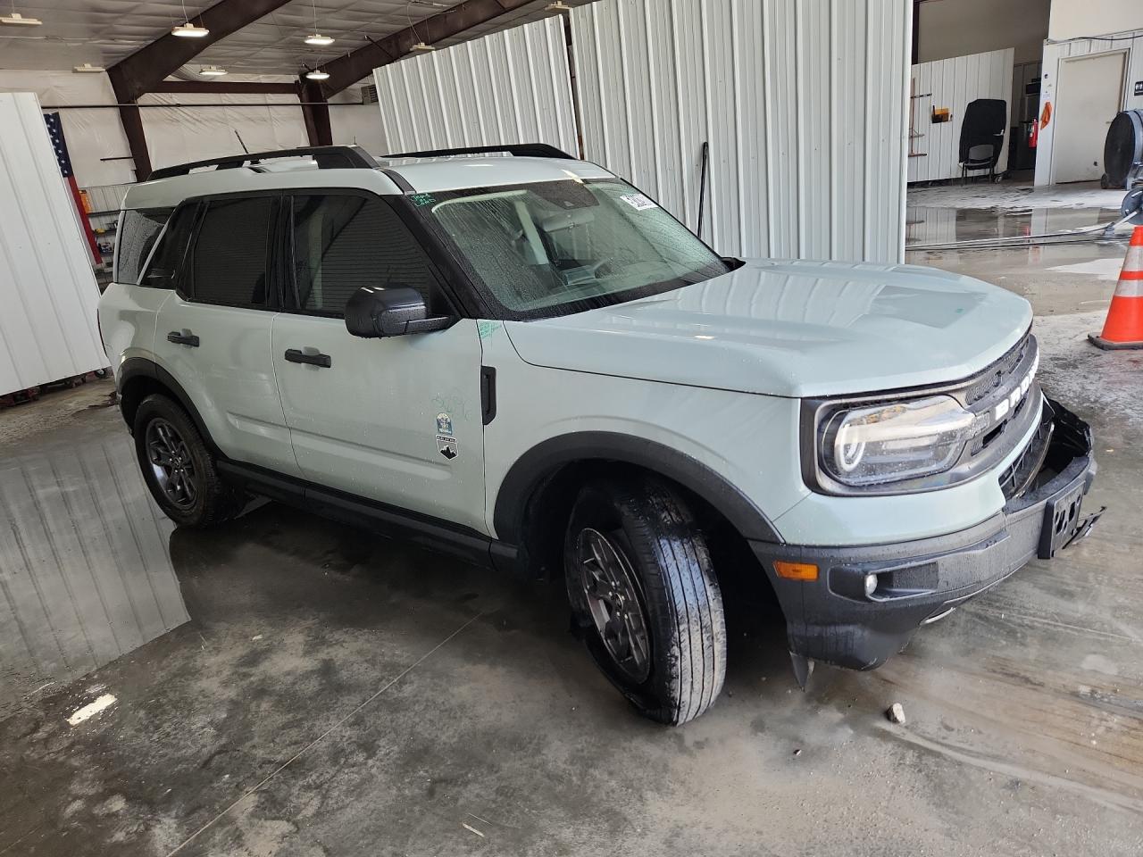 2021 Ford Bronco Sport Big Bend Серый vin: 3FMCR9B60MRA59365 Damage: Suspension, Inoperable, Repair Required