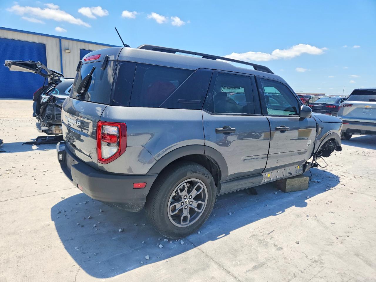 2024 Ford Bronco Sport Big Bend Серый vin: 3FMCR9B61RRE35563