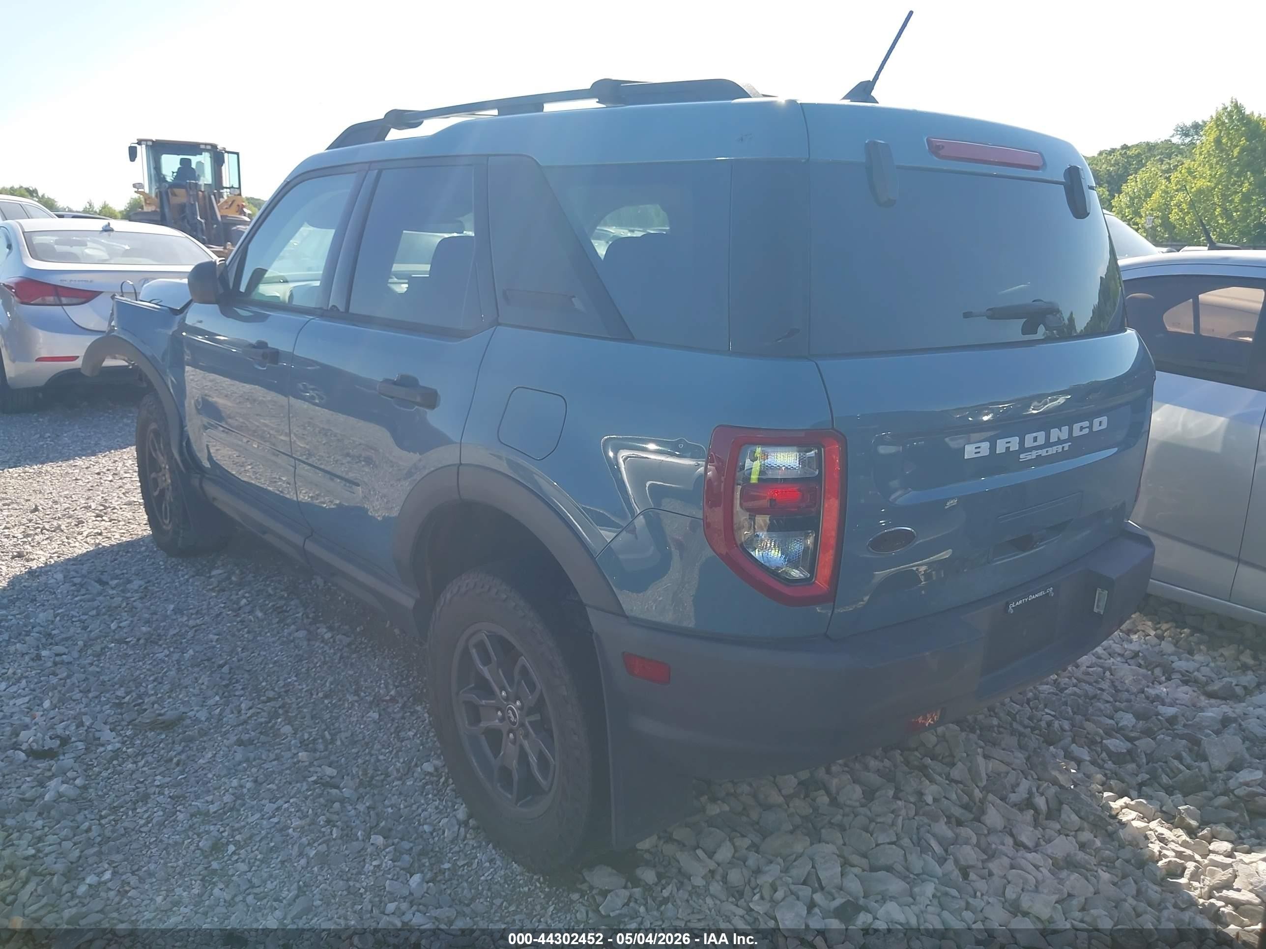 2021 Ford Bronco Sport Big Bend Синий vin: 3FMCR9B62MRA22656