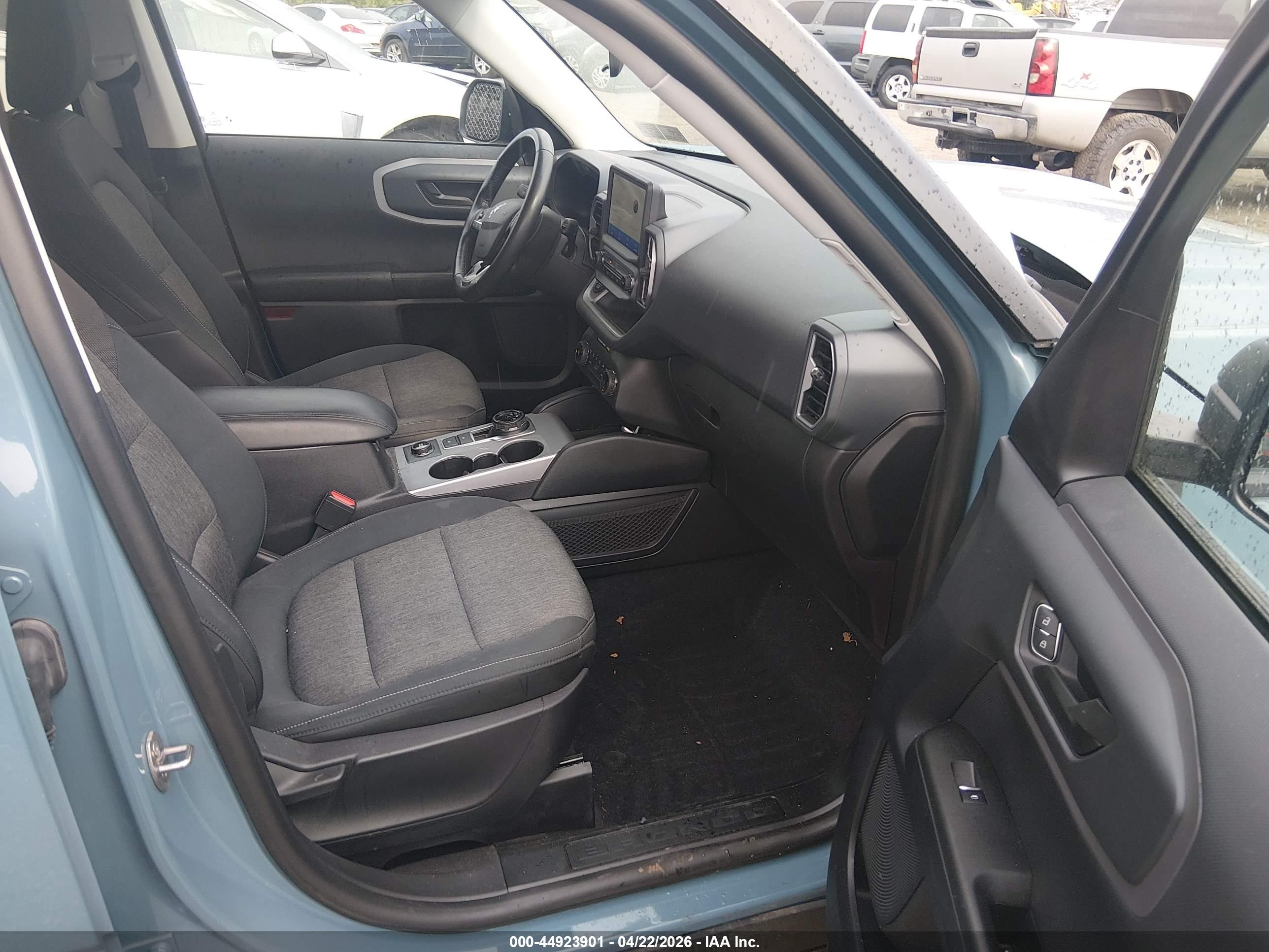 2023 Ford Bronco Sport Big Bend Синий vin: 3FMCR9B64PRE25865