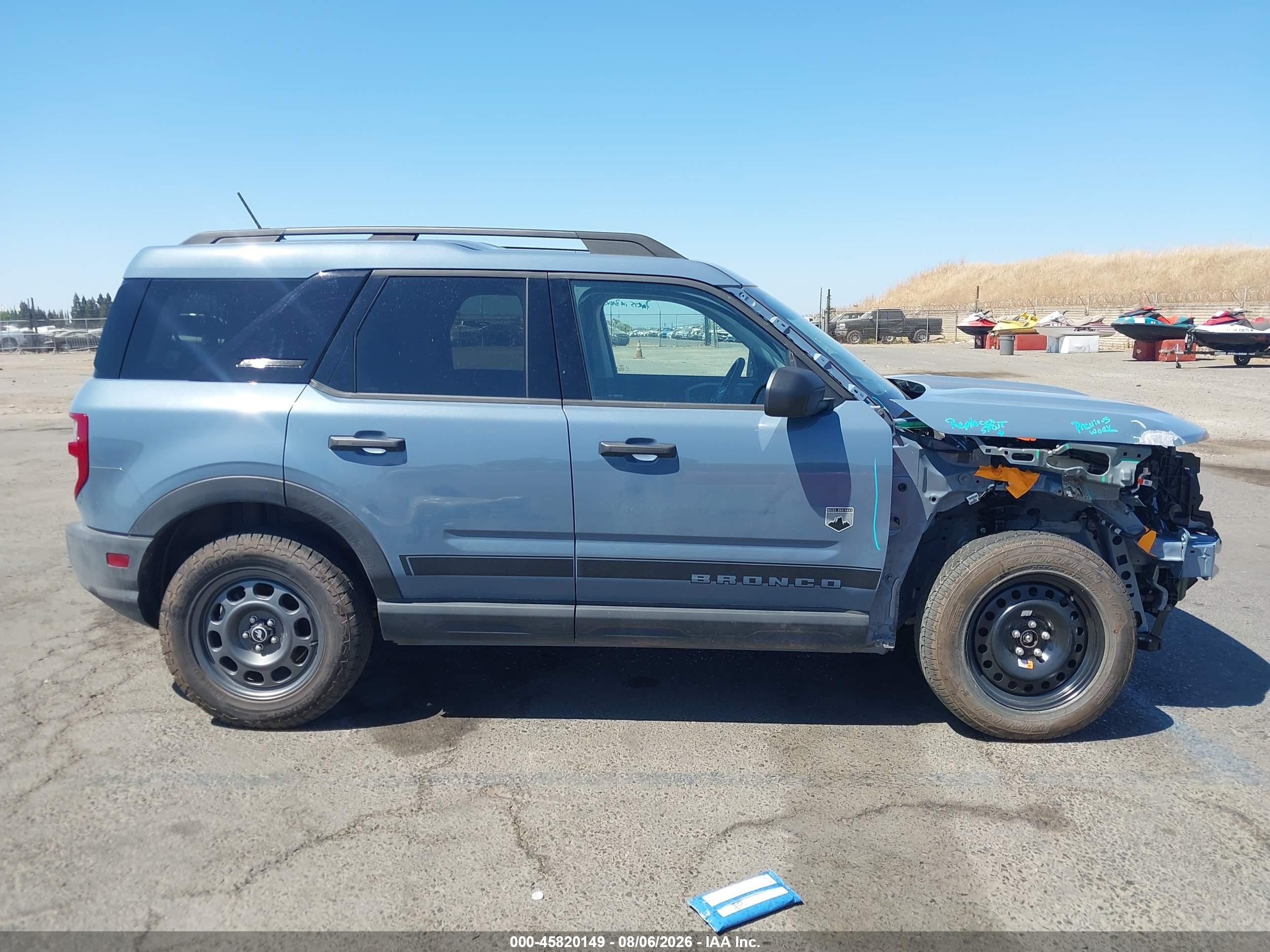 2024 Ford Bronco Sport Big Bend Blue vin: 3FMCR9B67RRF51012