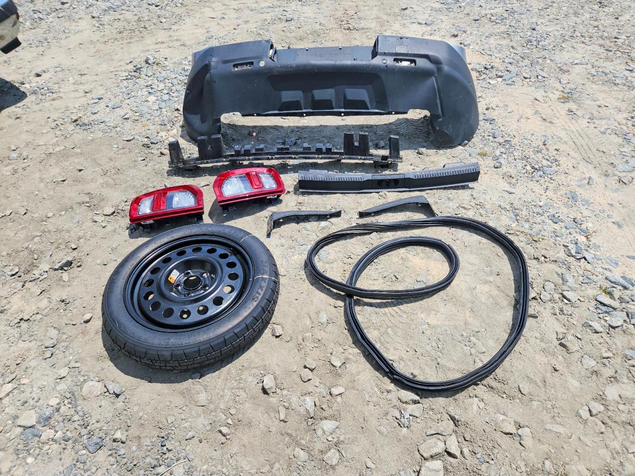 2023 Ford Bronco Sport Outer Banks Silver vin: 3FMCR9C63PRD69691