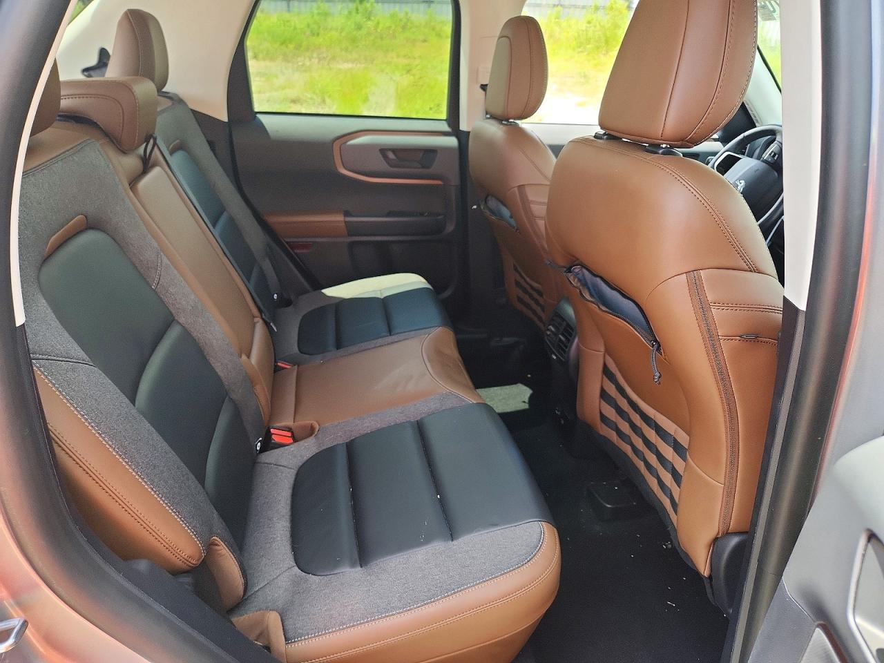 2023 Ford Bronco Sport Outer Banks Silver vin: 3FMCR9C63PRD69691