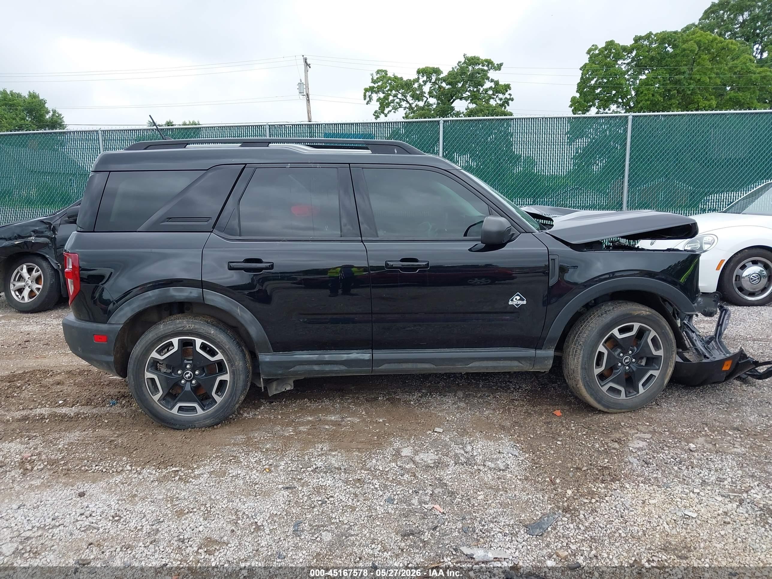 2021 Ford Bronco Sport Outer Banks Black vin: 3FMCR9C67MRB40605