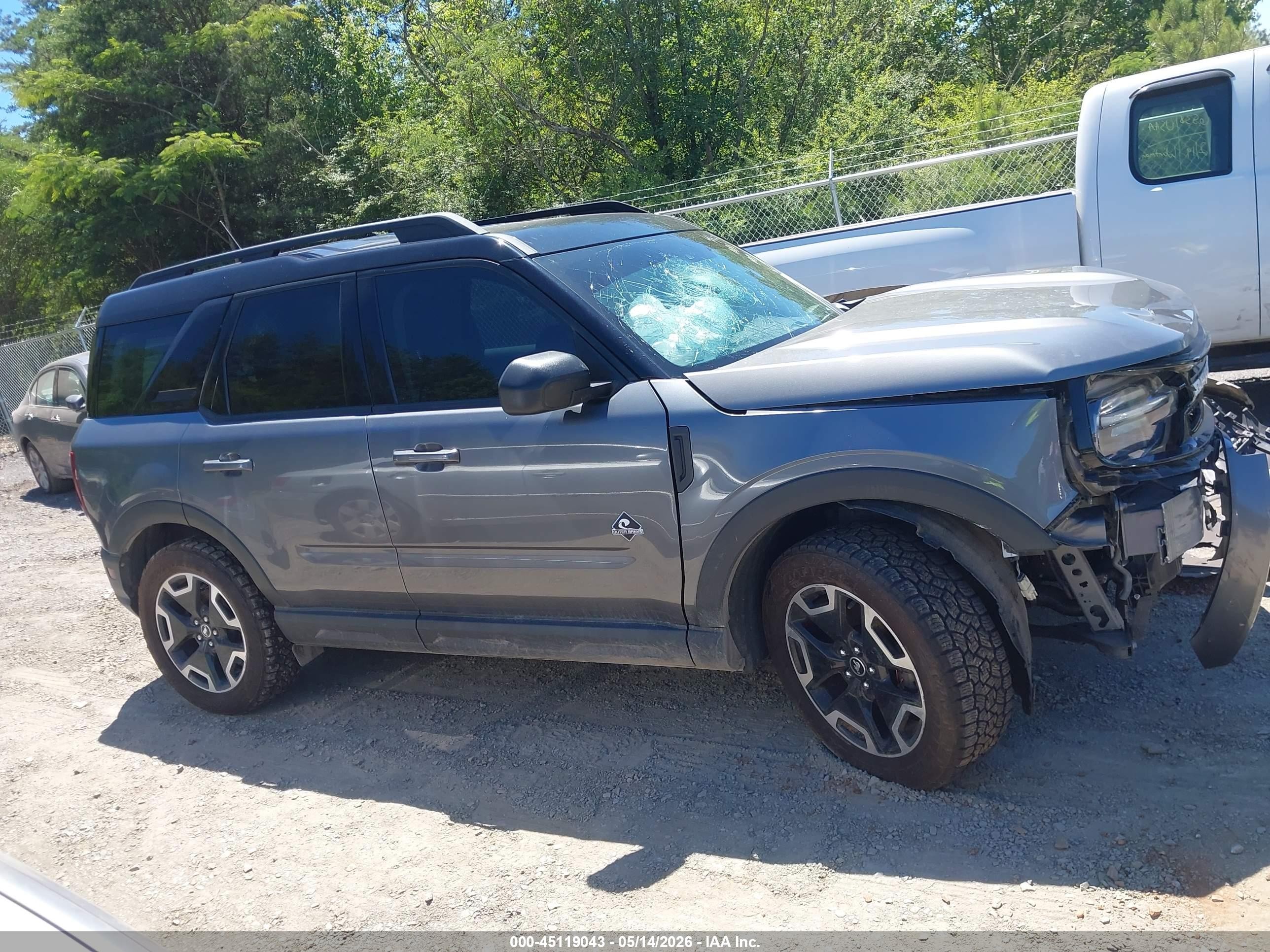 2021 Ford Bronco Sport Outer Banks Черный vin: 3FMCR9C69MRA56186
