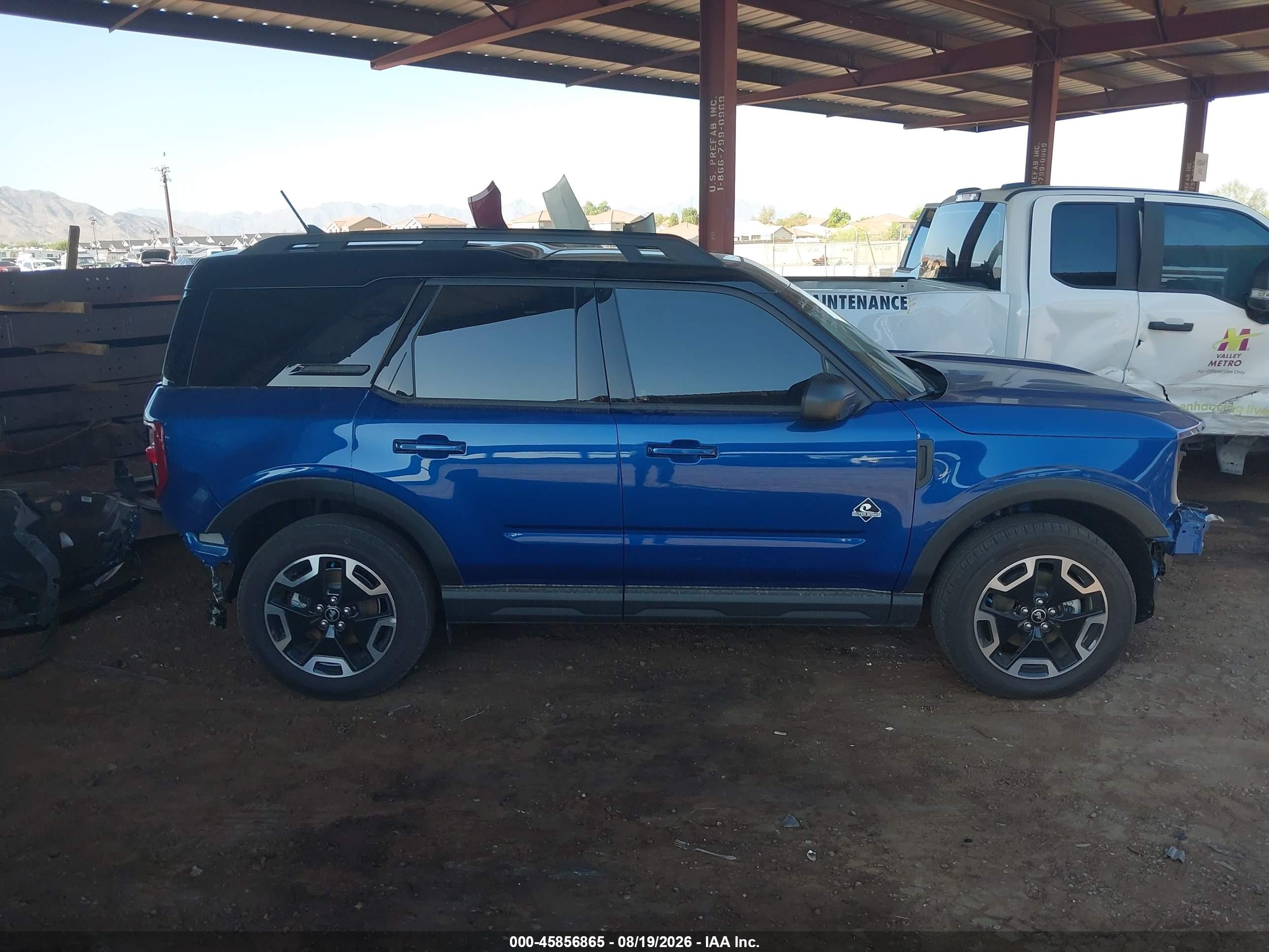 2024 Ford Bronco Sport Outer Banks Blue vin: 3FMCR9C69RRF07804