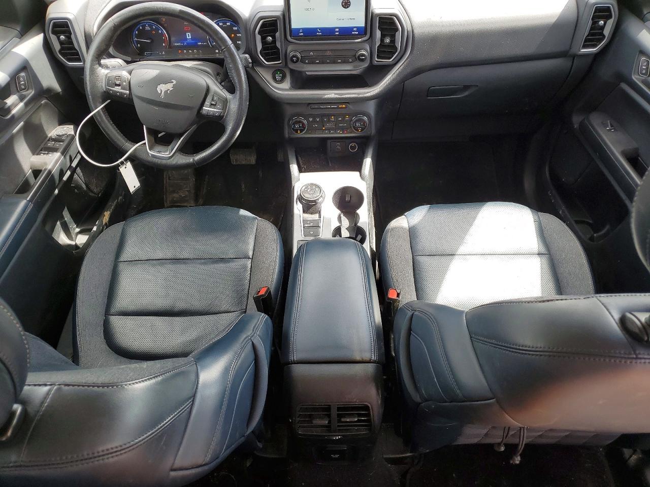 2021 Ford Bronco Sport Outer Banks Blue vin: 3FMCR9C6XMRA35489