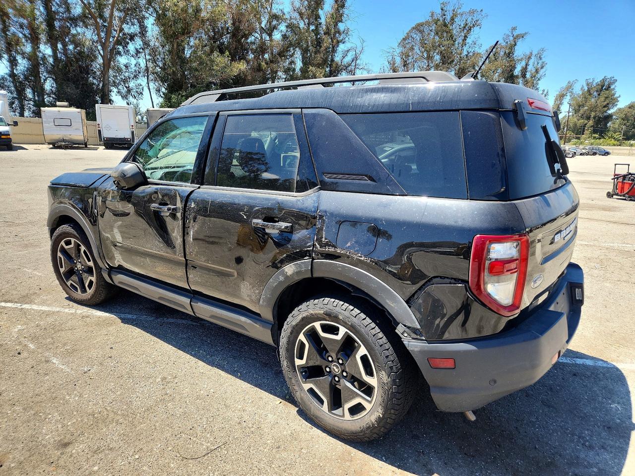 2021 Ford Bronco Sport Outer Banks Black vin: 3FMCR9C6XMRA57136
