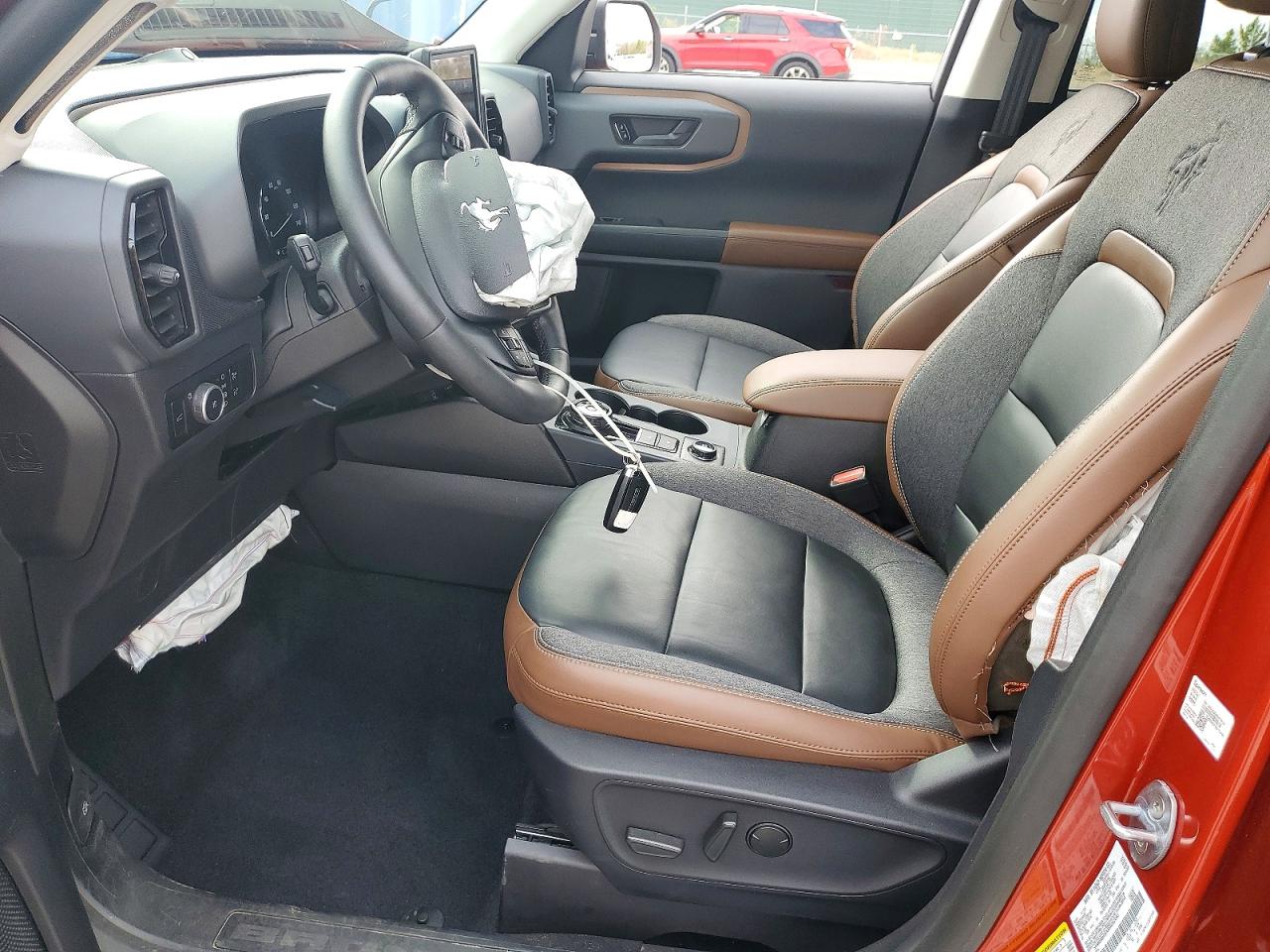 2024 Ford Bronco Sport Outer Banks Orange vin: 3FMCR9C6XRRE22650