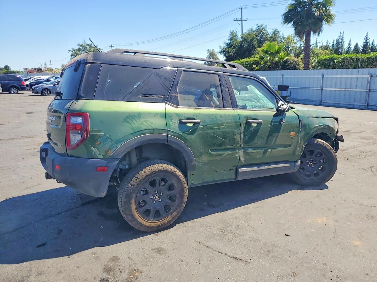 2025 Ford Bronco Sport Badlands Green vin: 3FMCR9DA2SRE02708