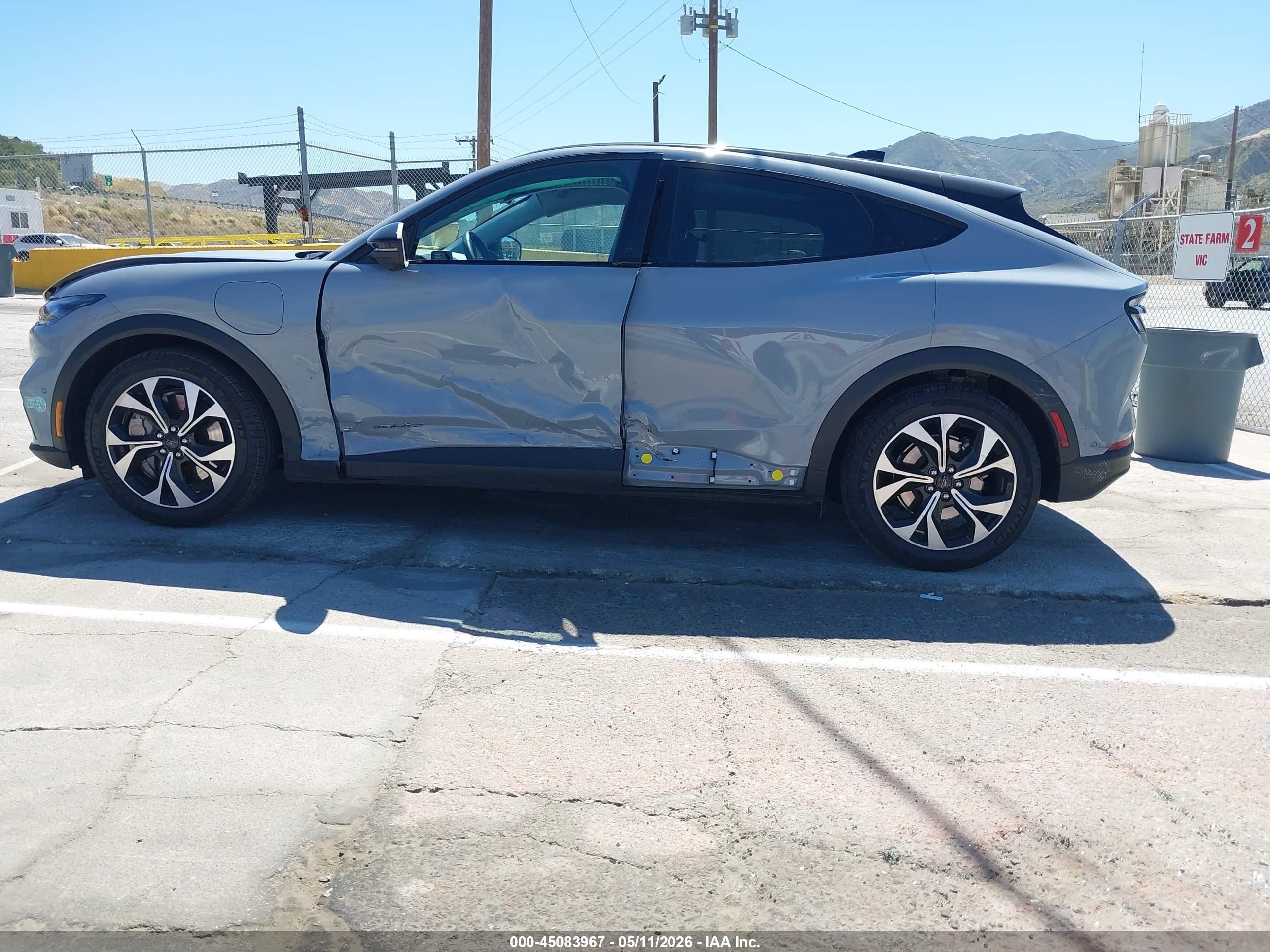 2024 Ford Mustang Mach-e Select Gray vin: 3FMTK1R48RMA40917