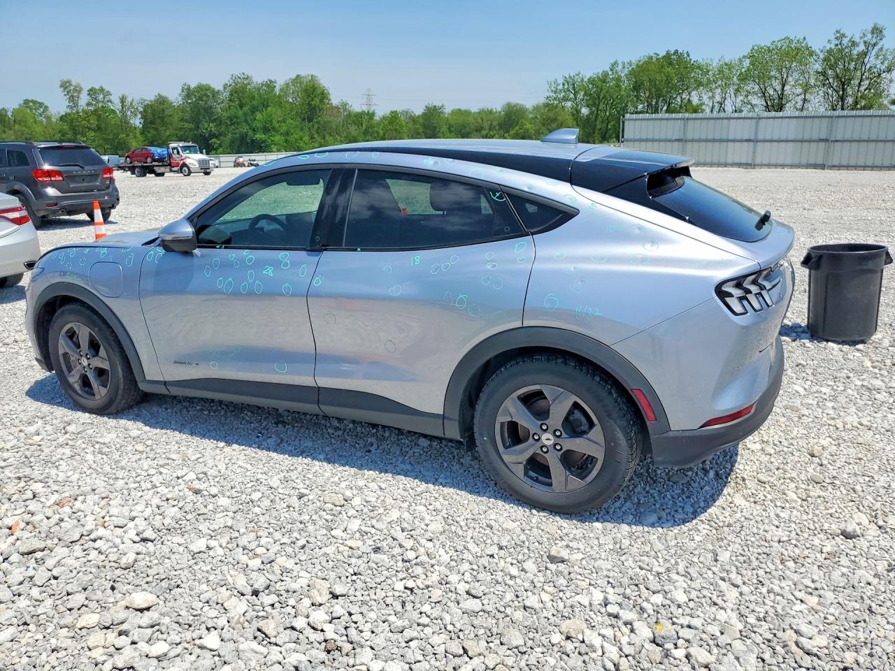 2022 Ford Mustang Mach-e Select Silver vin: 3FMTK1RM8NMA28406