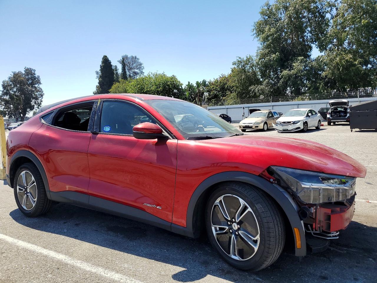 2022 Ford Mustang Mach-e Select Red vin: 3FMTK1SS2NMA25249