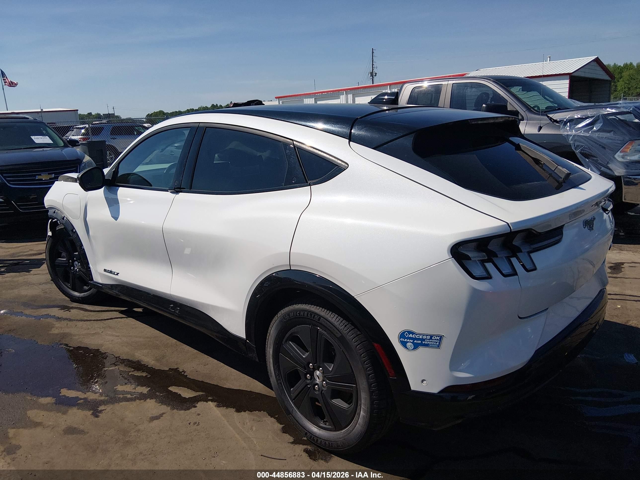 2021 Ford Mustang Mach-e California Route 1 White vin: 3FMTK2R71MMA01661