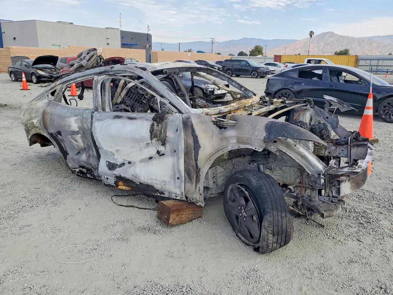 2023 Ford Mustang Mach-e California Route 1 Burn vin: 3FMTK2SU3PMA98866