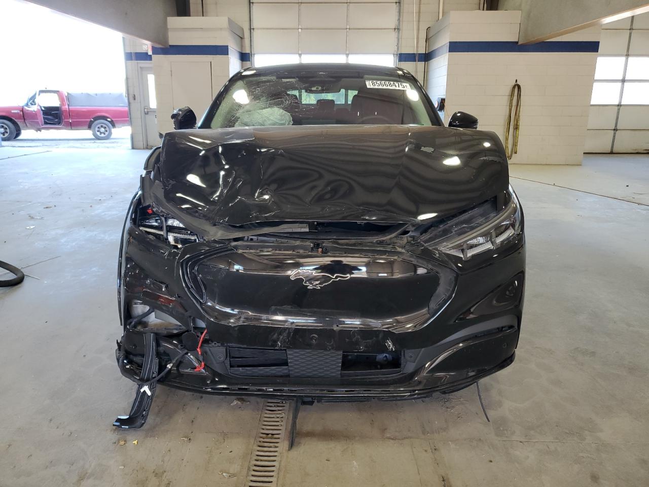 2021 Ford Mustang Mach-e Premium Black vin: 3FMTK3R72MMA64225