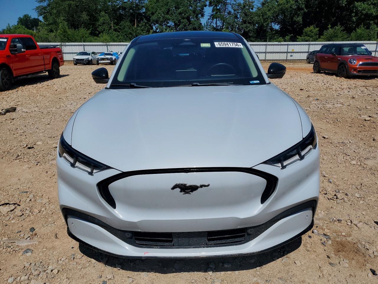 2022 Ford Mustang Mach-e Premium Gray vin: 3FMTK3R72NMA15592