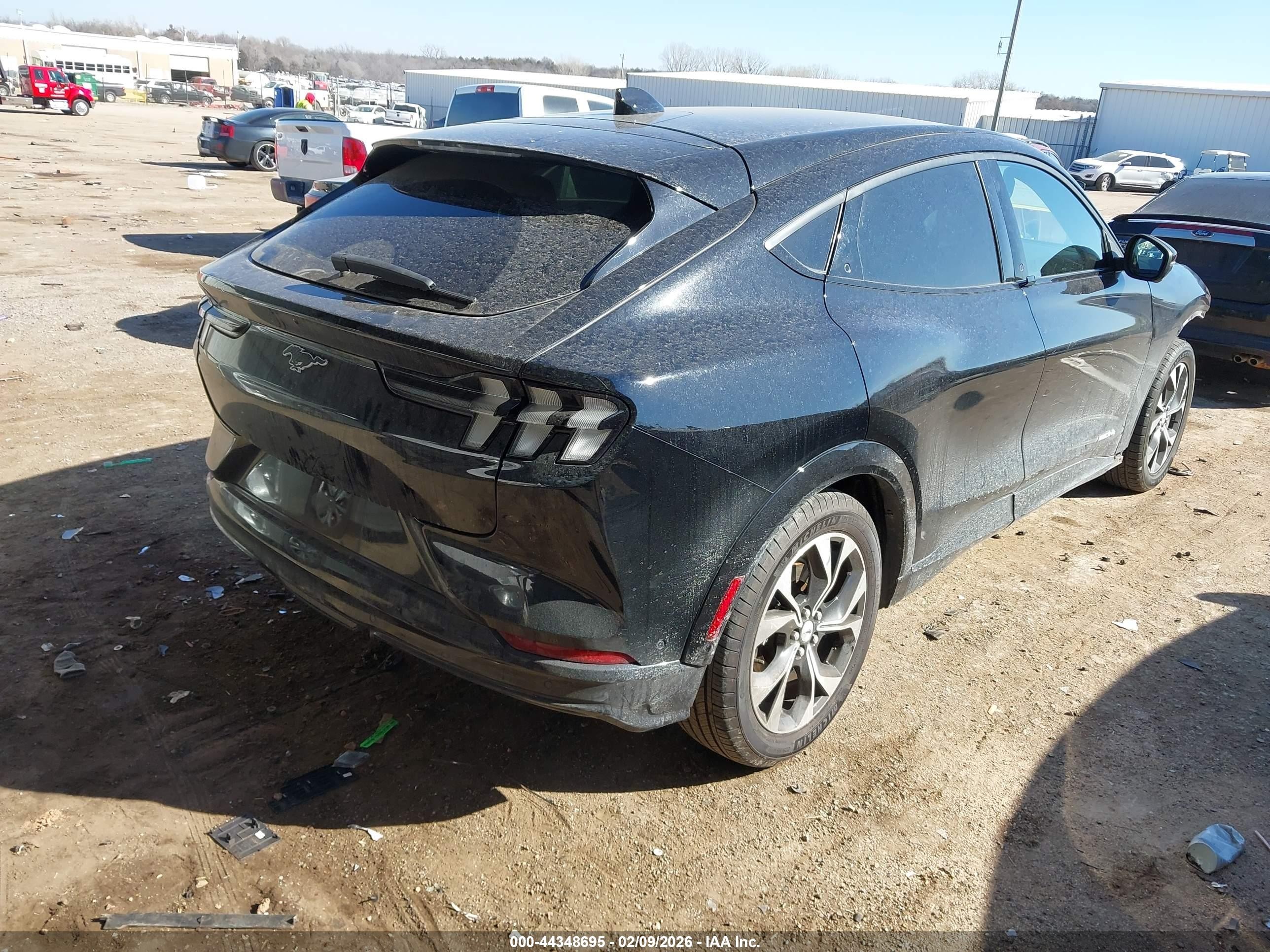 2022 Ford Mustang Mach-e Premium Black vin: 3FMTK3SS8NMA37708