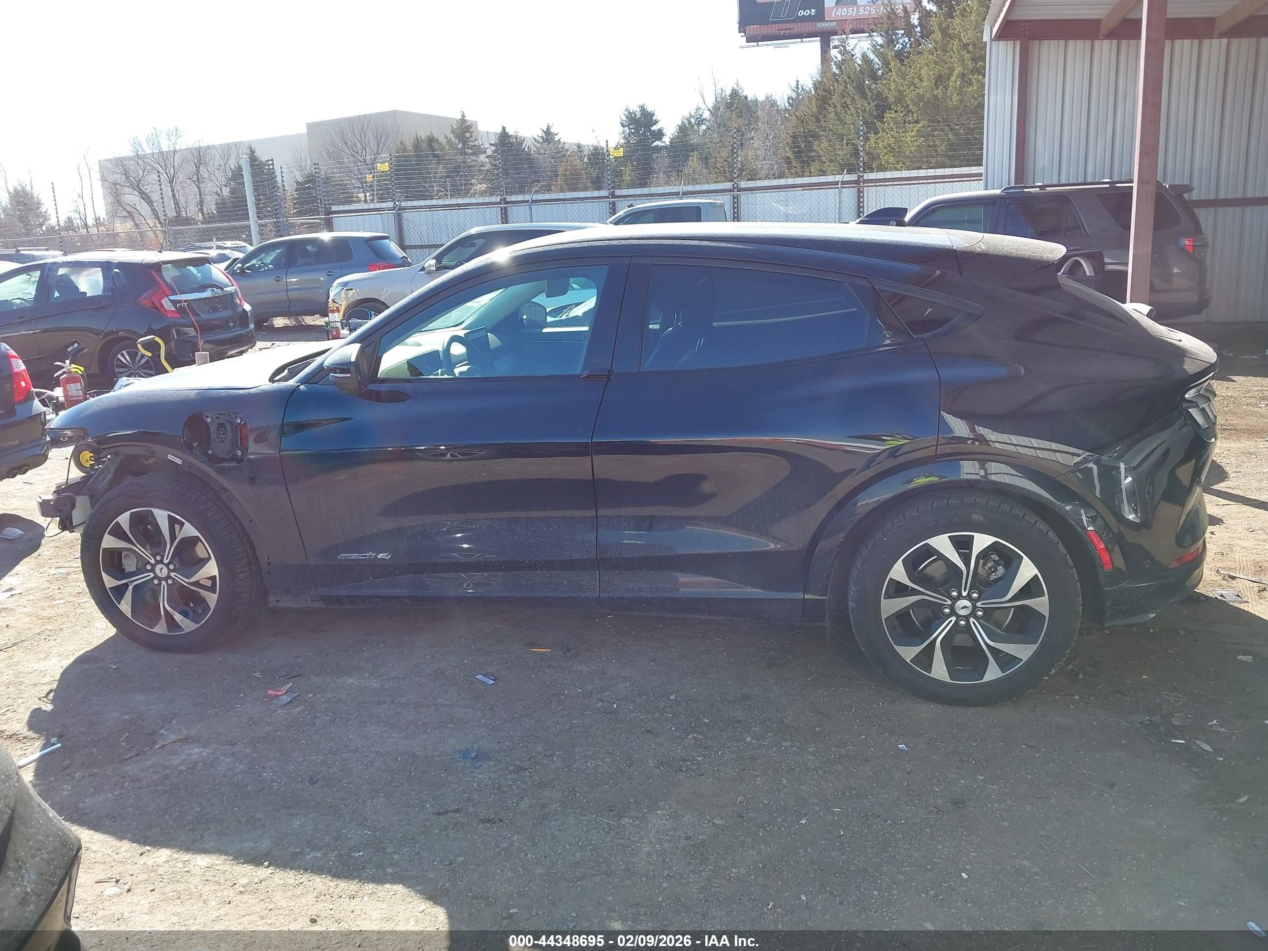 2022 Ford Mustang Mach-e Premium Black vin: 3FMTK3SS8NMA37708