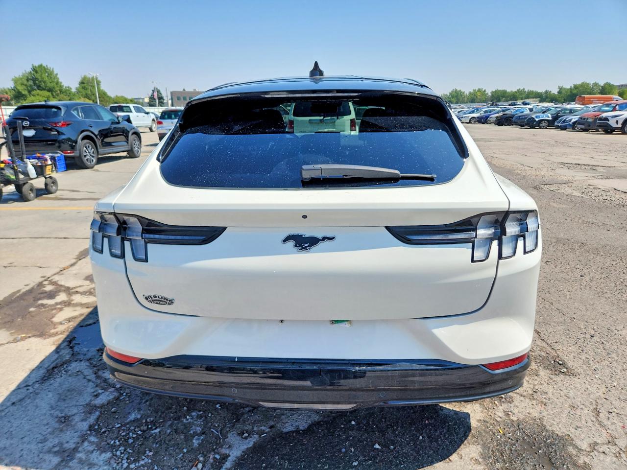 2021 Ford Mustang Mach-e Premium White vin: 3FMTK3SSXMMA54735