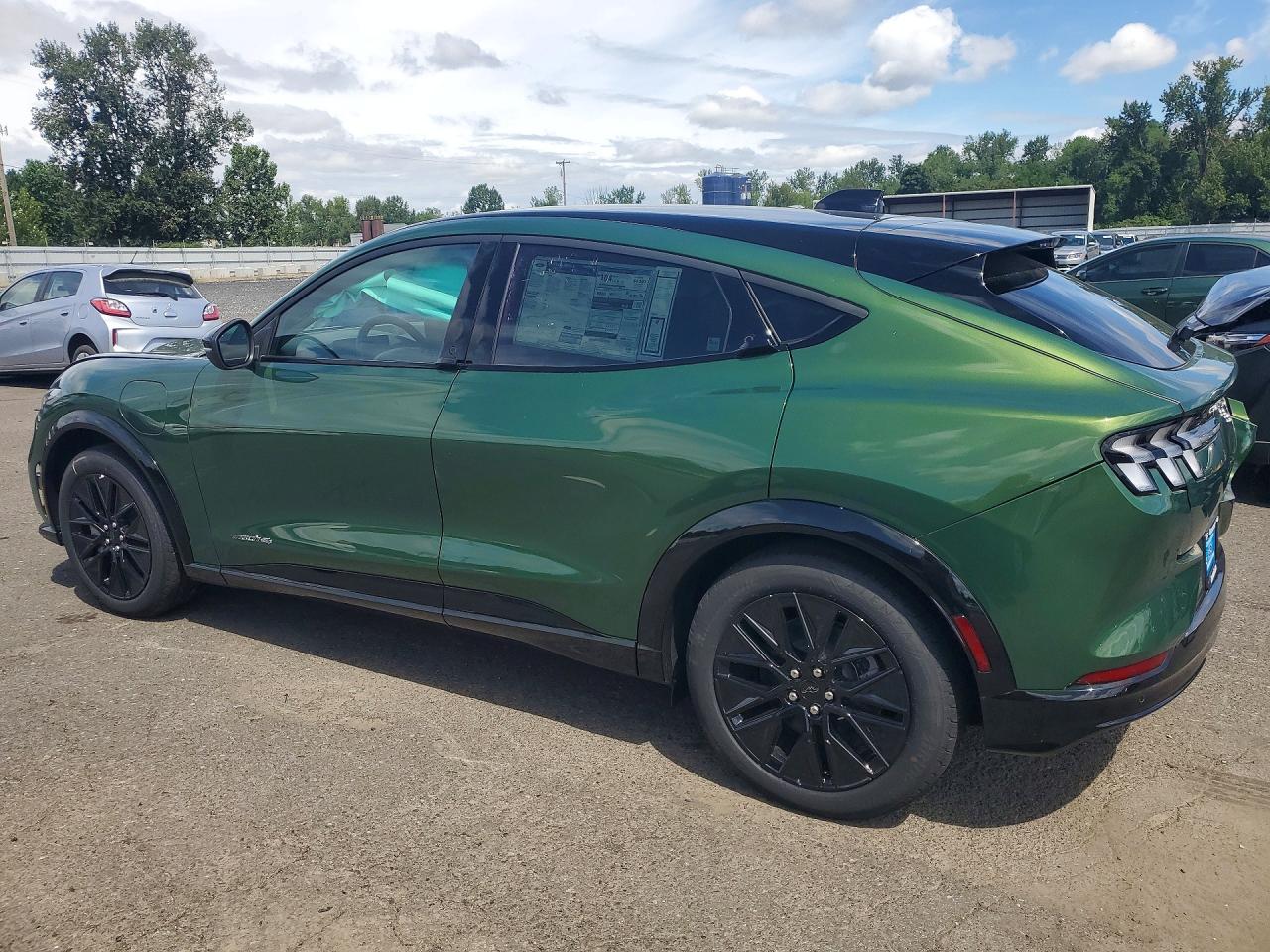 2026 Ford Mustang Mach-e Premium Green vin: 3FMTK3SU0TMA03793