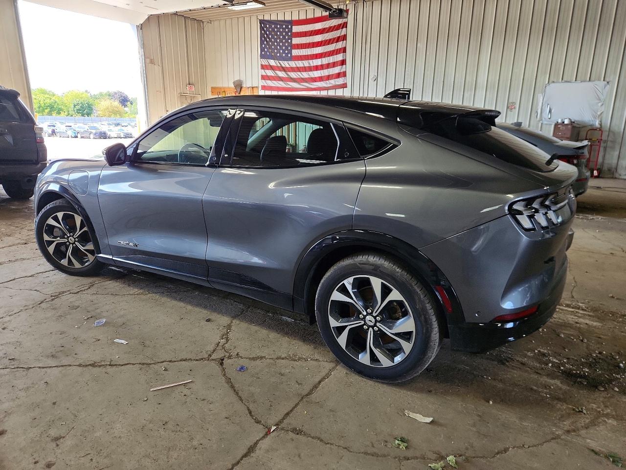 2023 Ford Mustang Mach-e Premium Gray vin: 3FMTK3SU3PMB05868
