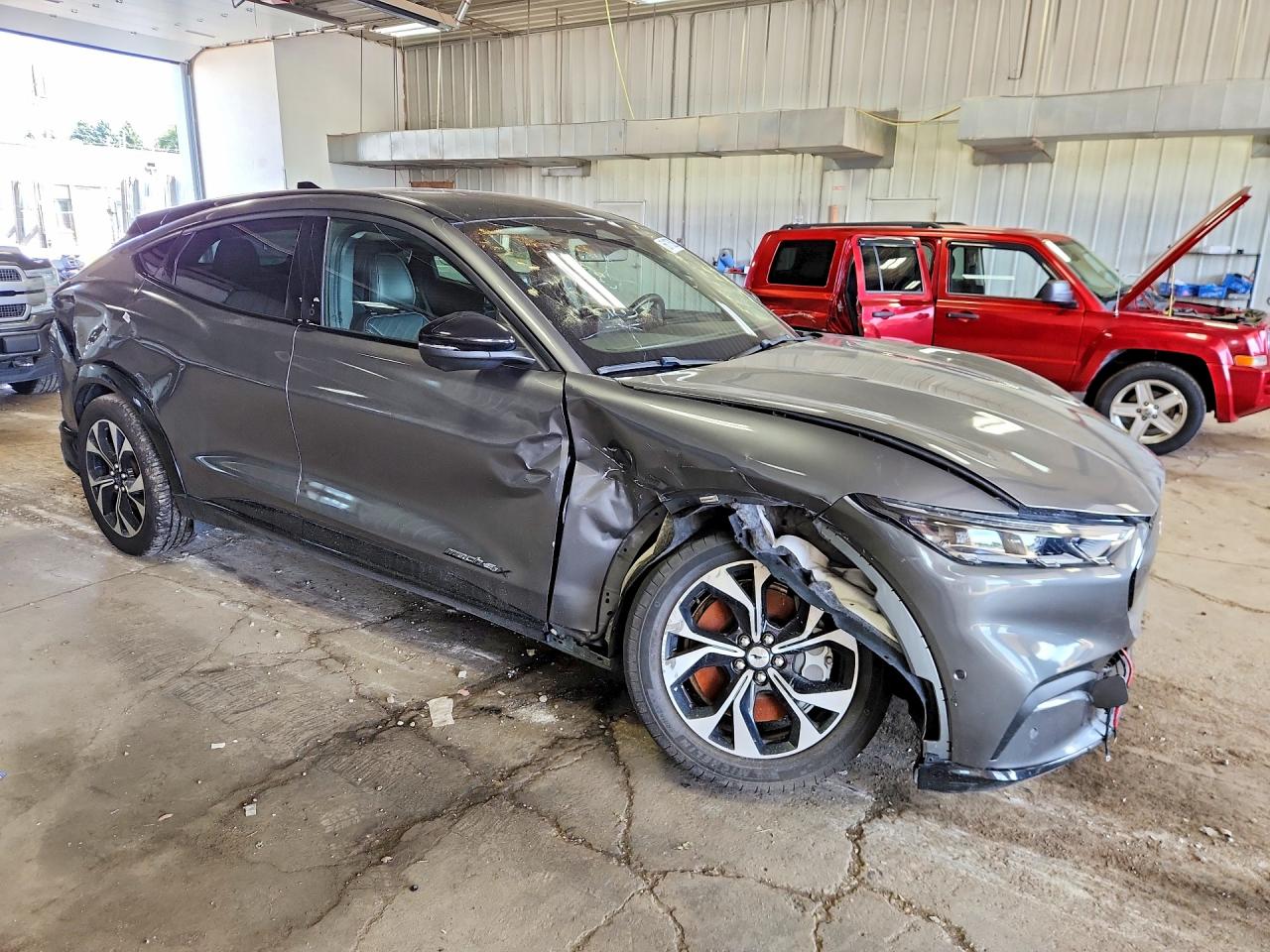 2023 Ford Mustang Mach-e Premium Gray vin: 3FMTK3SU3PMB05868