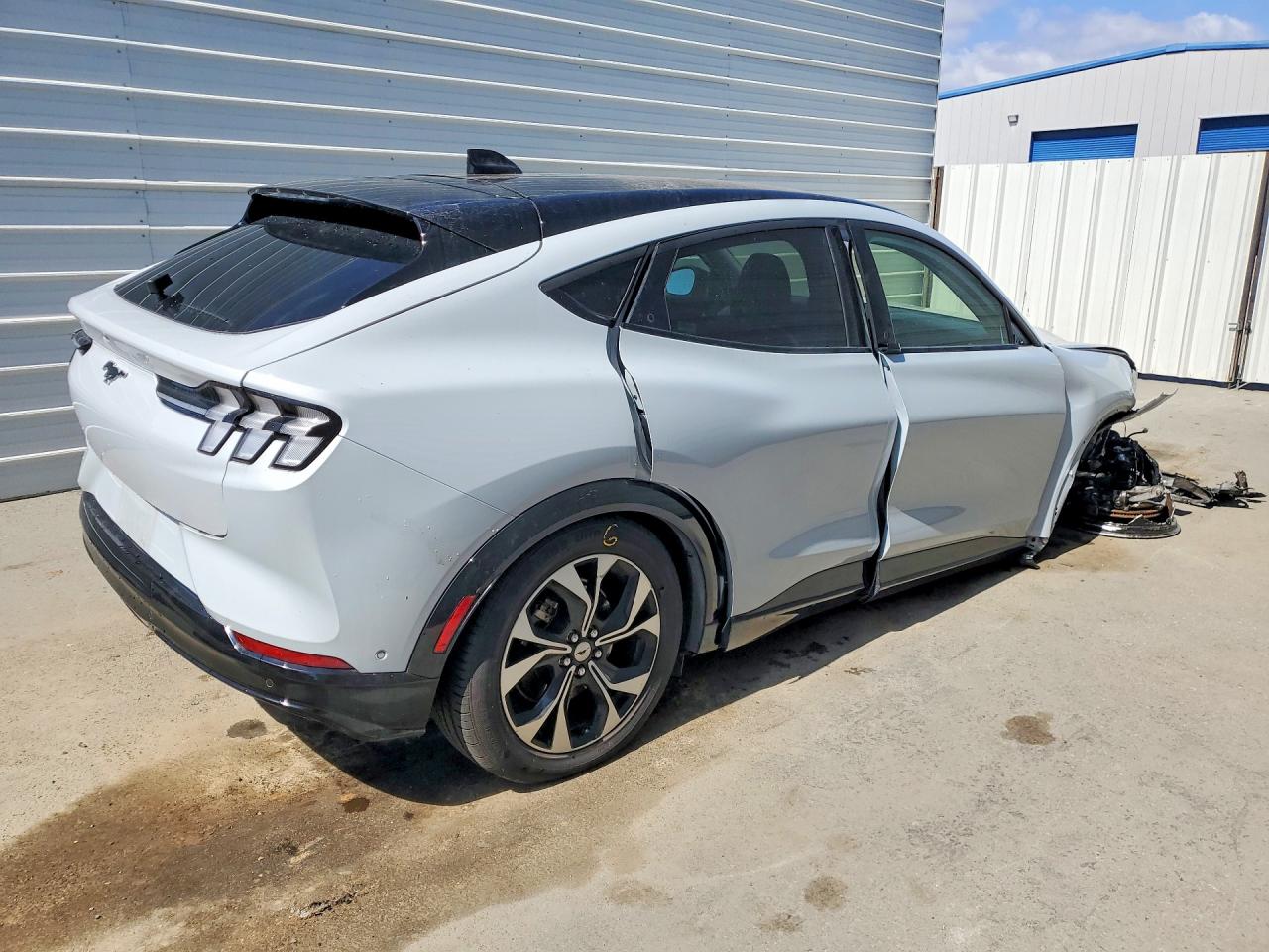 2023 Ford Mustang Mach-e Premium Белый vin: 3FMTK3SU5PMB06634
