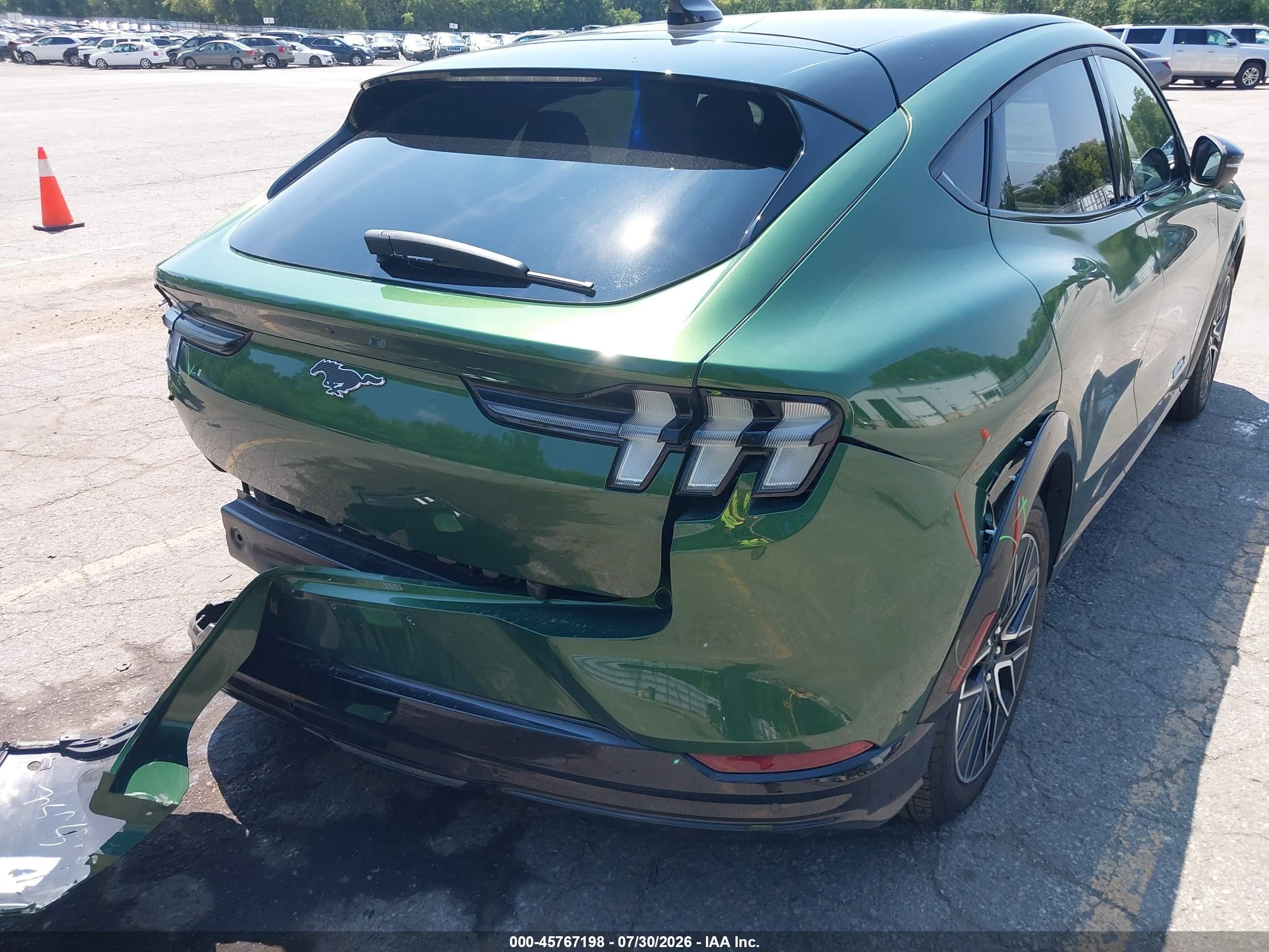 2024 Ford Mustang Mach-e Premium Зеленый vin: 3FMTK3SU5RMA16936