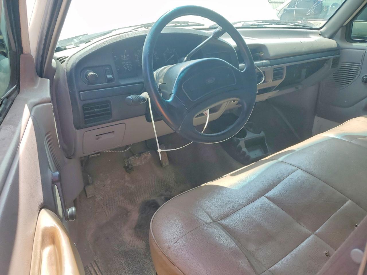 1997 Ford F-250 White vin: 3FTHF25F5VMA72651