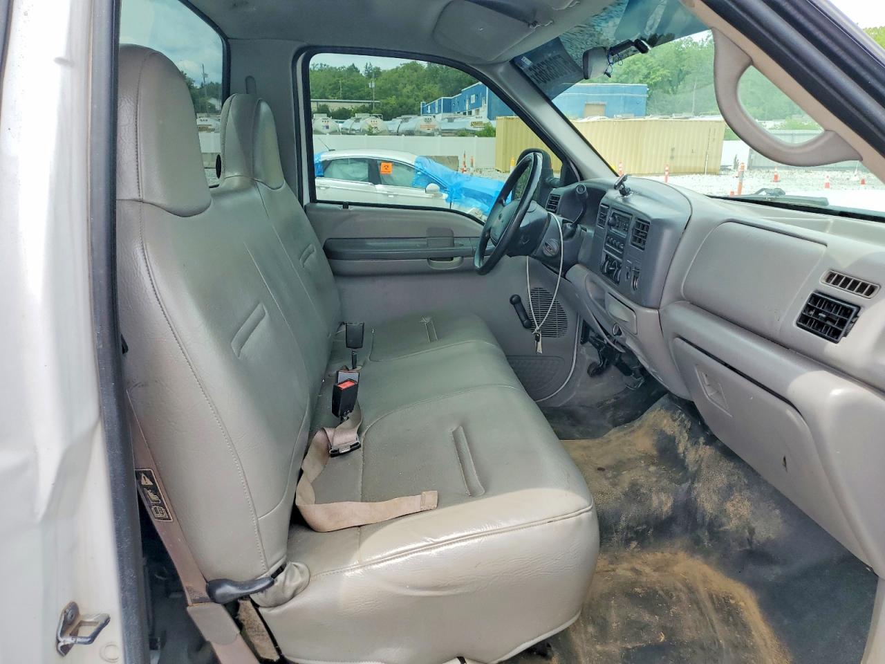 2001 Ford F250 Белый vin: 3FTNF20L71MA85265