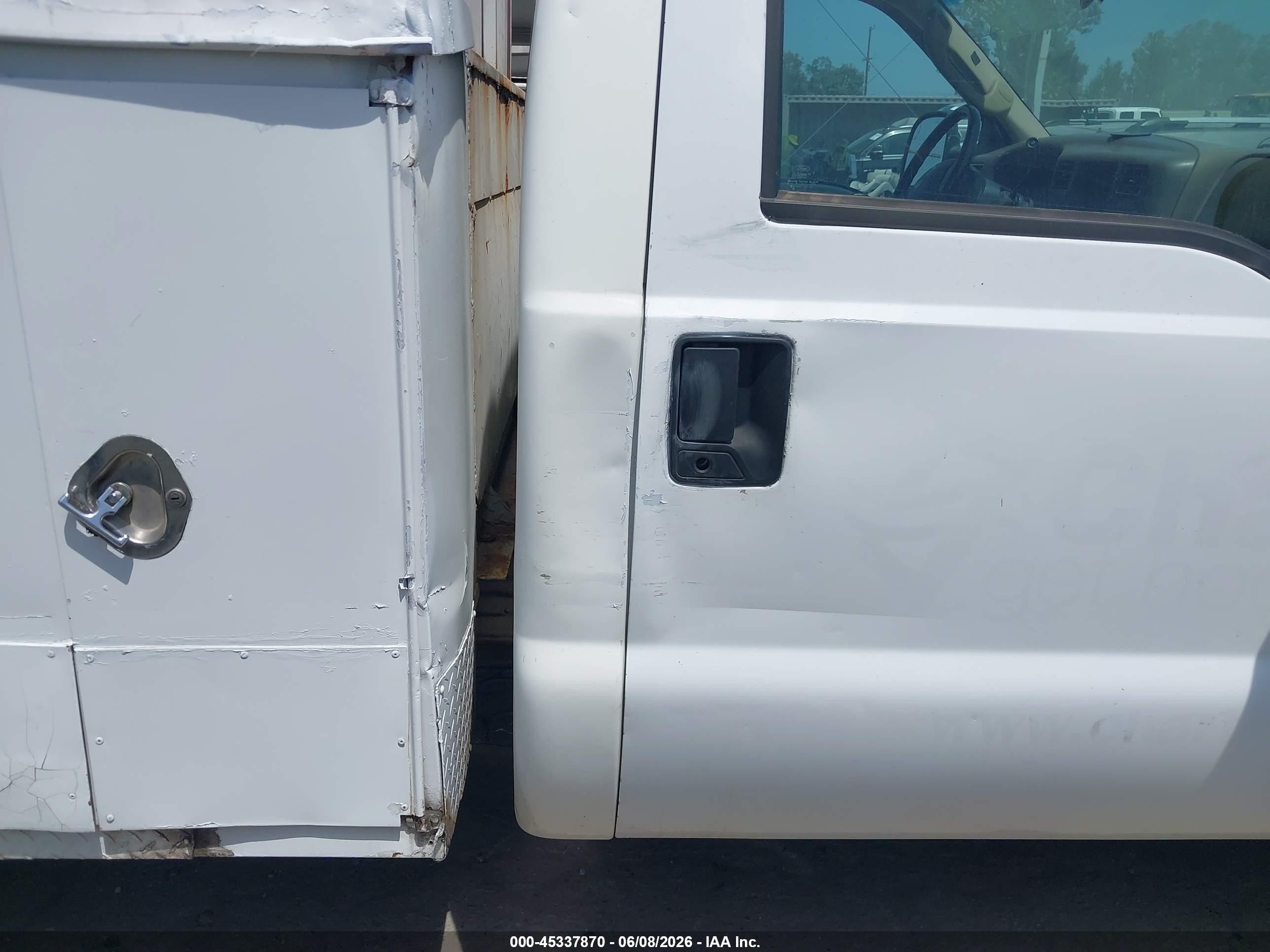 2004 Ford F-250 Xl/xlt White vin: 3FTNF20L84MA05492