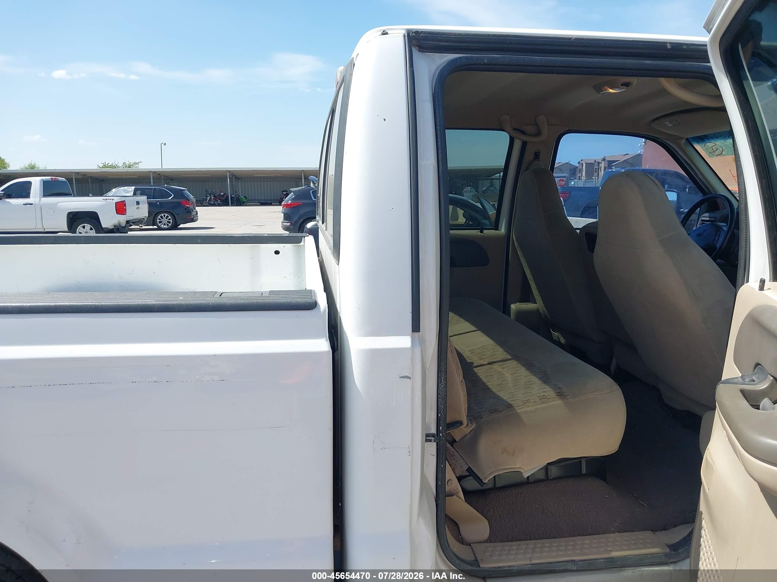 2000 Ford F-250 Lariat/xl/xlt White vin: 3FTNW20FXYMA35402