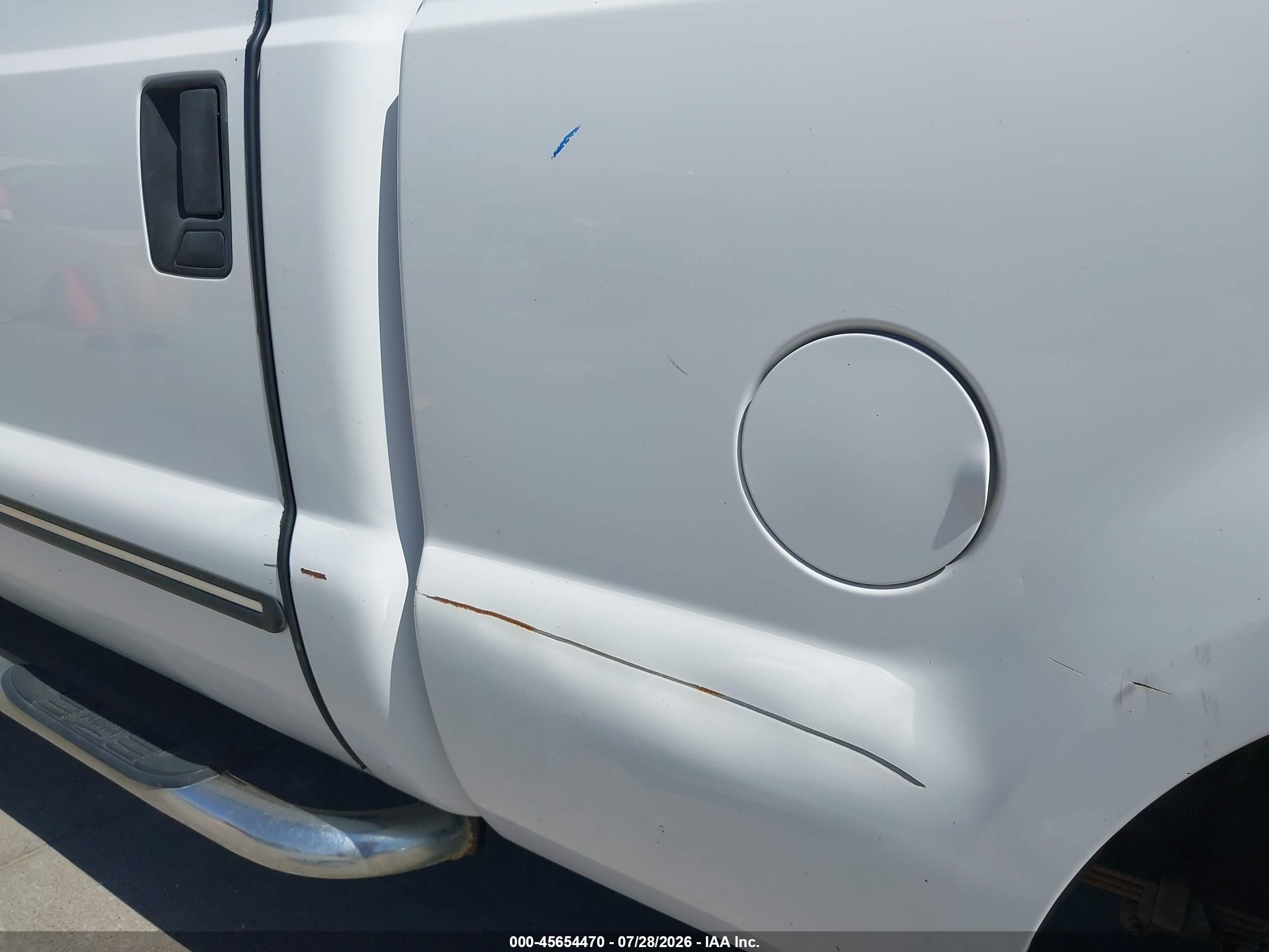 2000 Ford F-250 Lariat/xl/xlt White vin: 3FTNW20FXYMA35402