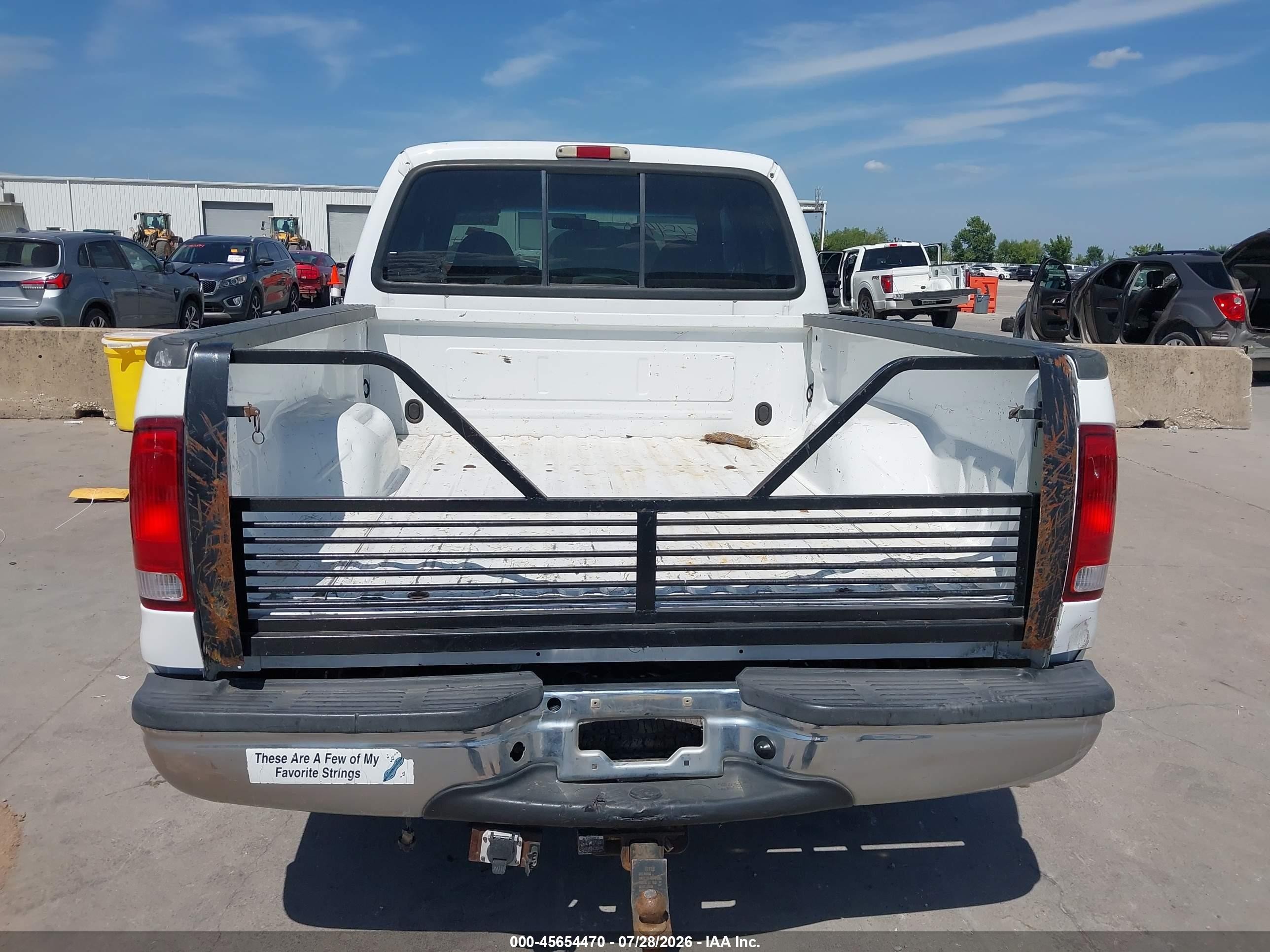 2000 Ford F-250 Lariat/xl/xlt White vin: 3FTNW20FXYMA35402