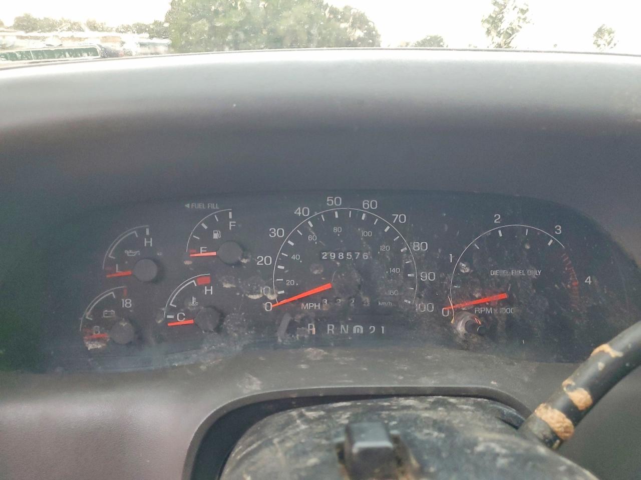 2000 Ford F250 Super Duty White vin: 3FTNW20FXYMA69663