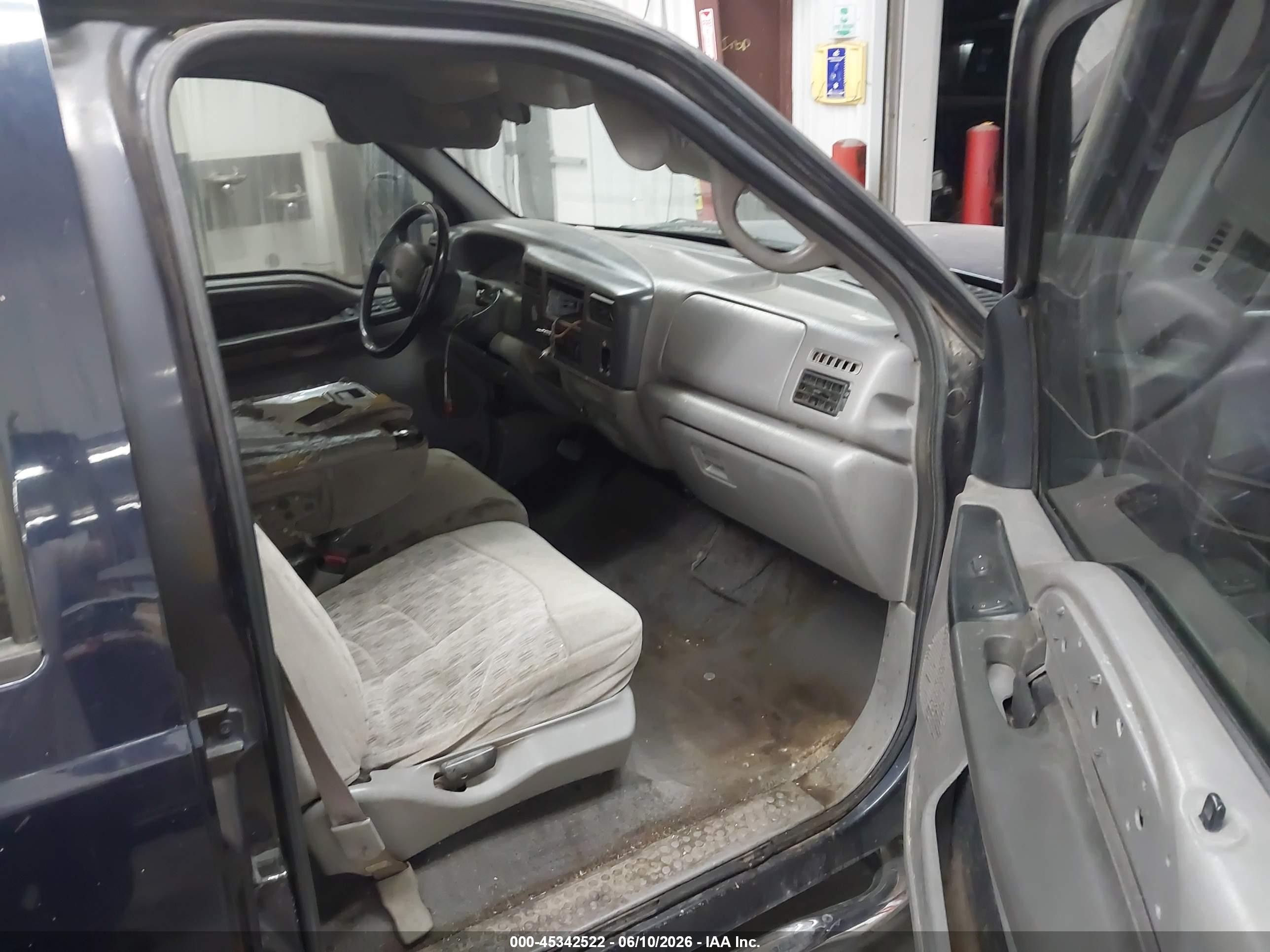 2000 Ford F-250 Lariat/xl/xlt Blue vin: 3FTNW20L4YMA56722