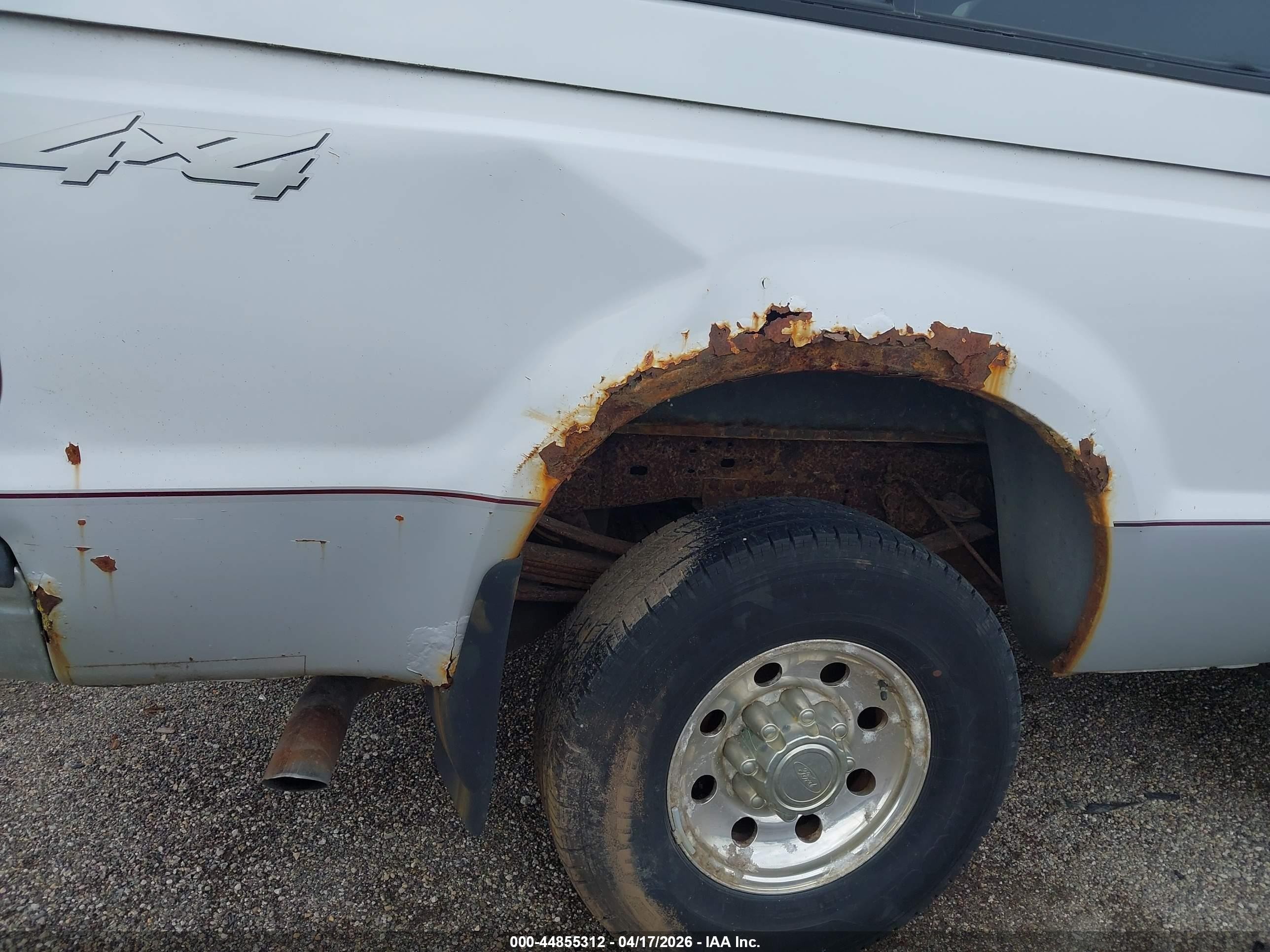 2001 Ford F-250 Lariat/xl/xlt White vin: 3FTNW21F71MA79281