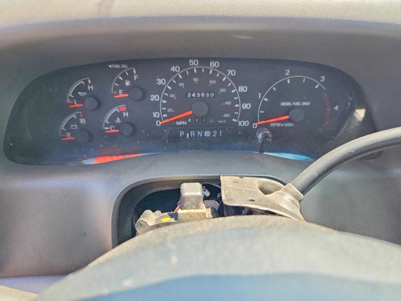2000 Ford F250 Super Duty White vin: 3FTNX20F7YMA52090
