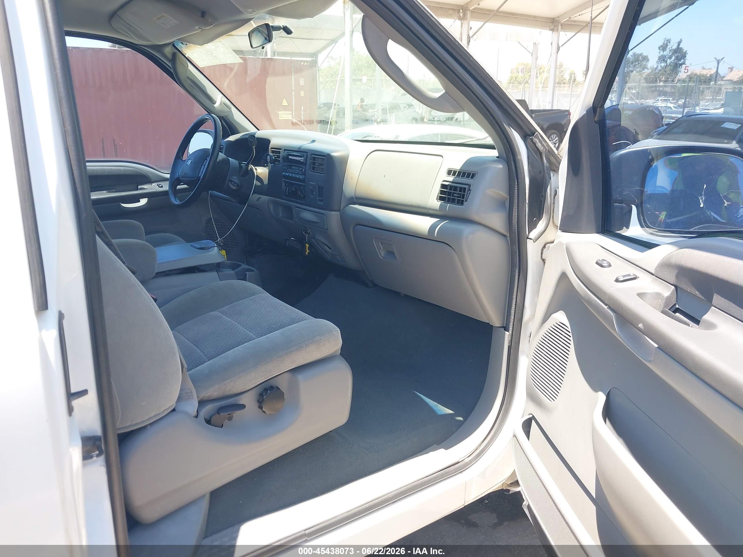 2003 Ford F-250 Lariat/xl/xlt White vin: 3FTNX20L33MB45722