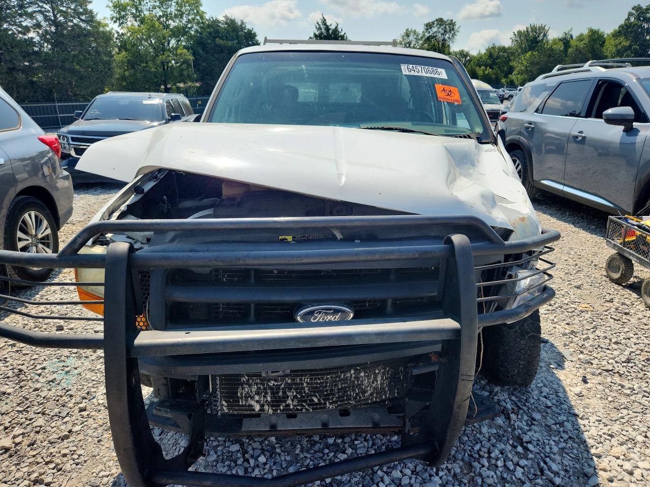 2003 Ford F250 Super Duty White vin: 3FTNX20L63MB30633