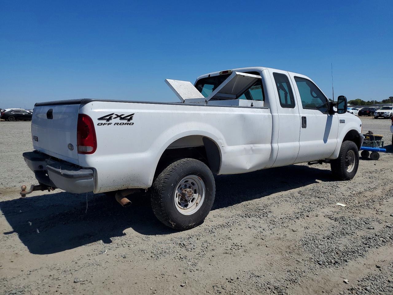 2001 Ford F250 Super Duty White vin: 3FTNX21L01MA88097