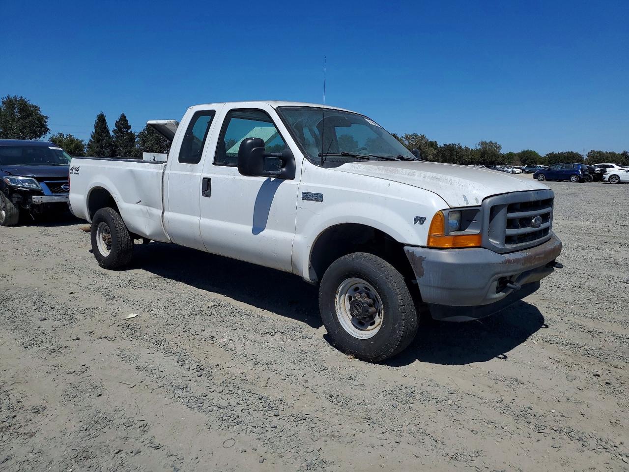 2001 Ford F250 Super Duty White vin: 3FTNX21L01MA88097